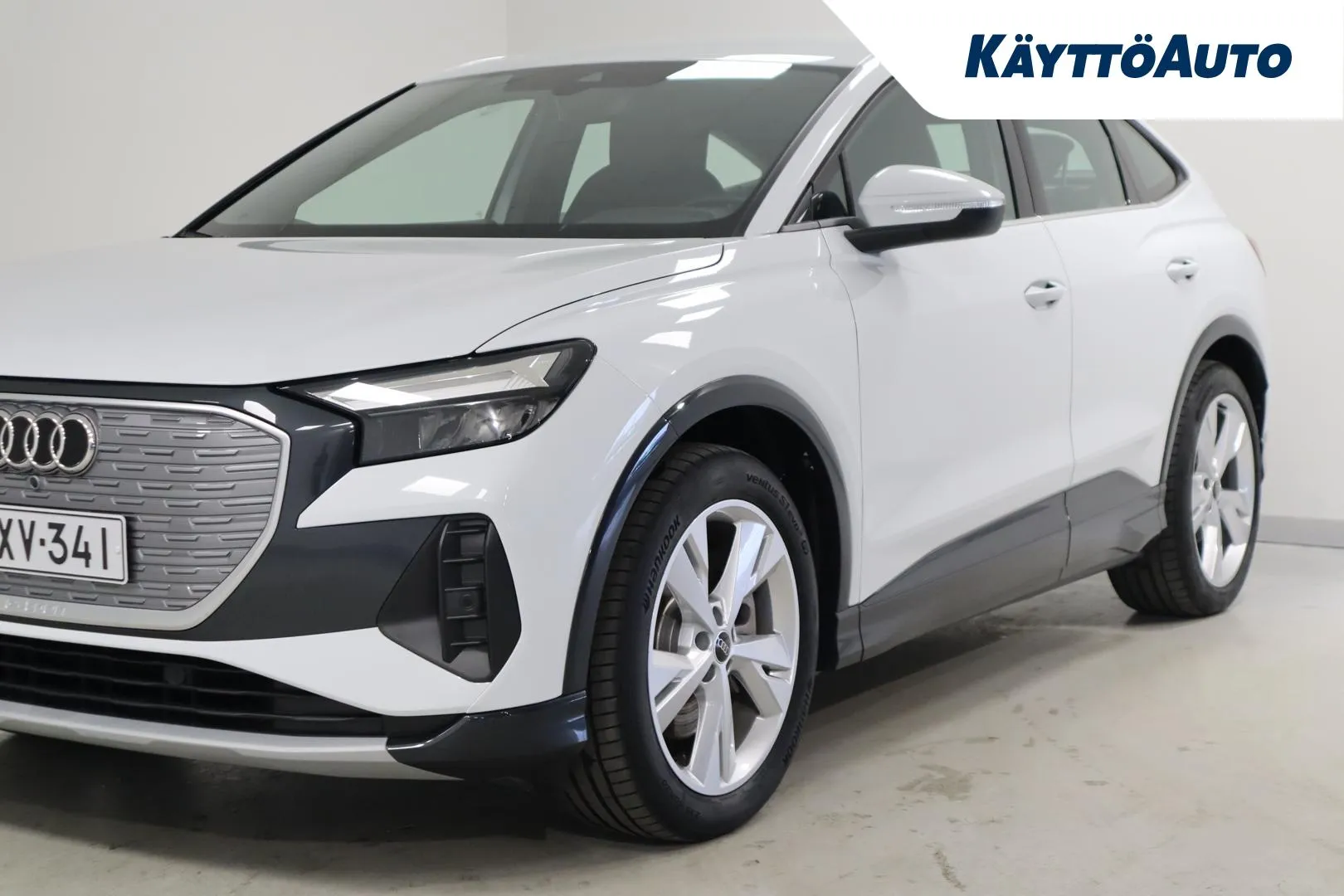 AUDI Q4 e-tron YXV-341 carousel image