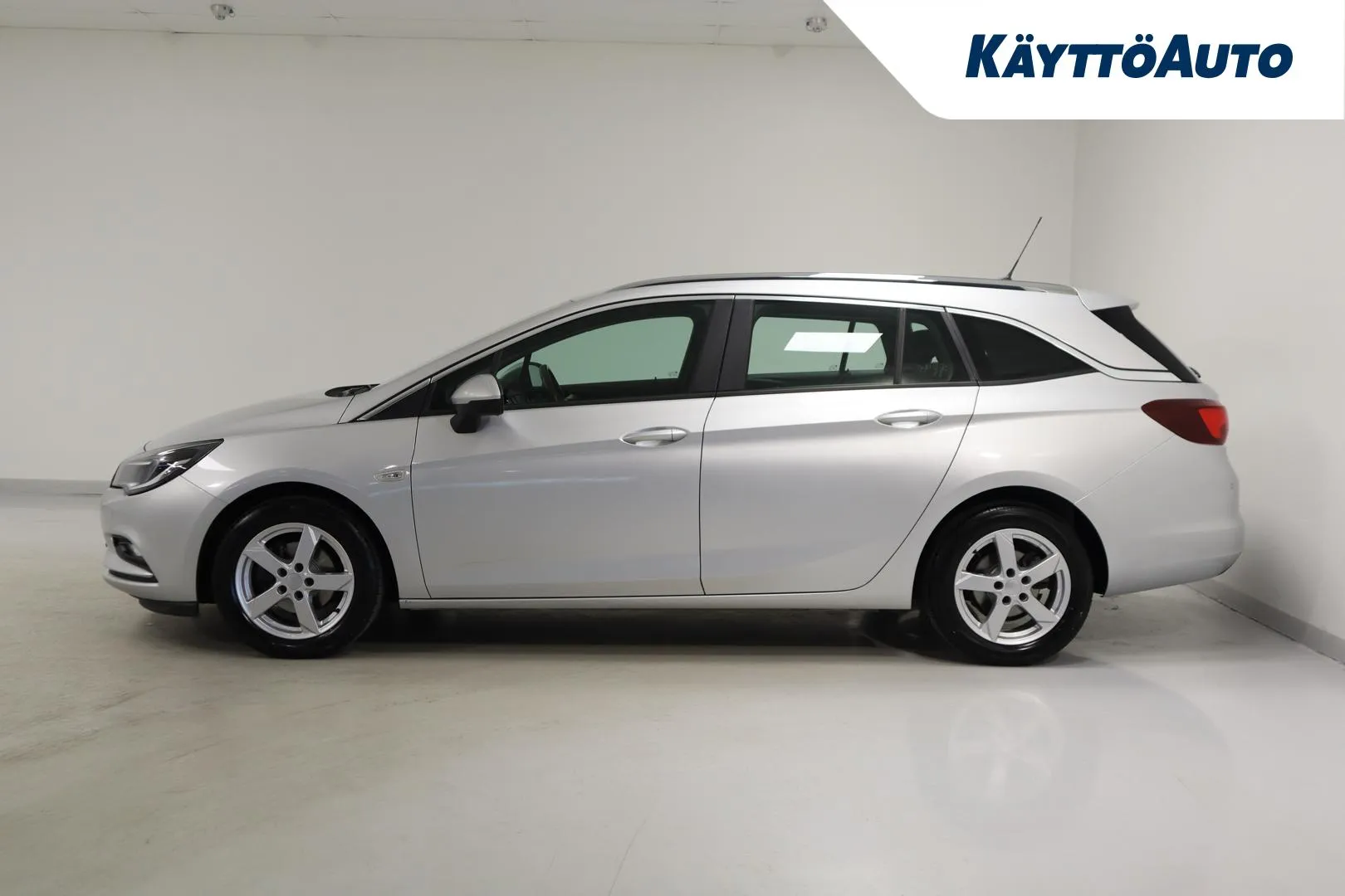 OPEL Astra OXU-625 carousel image