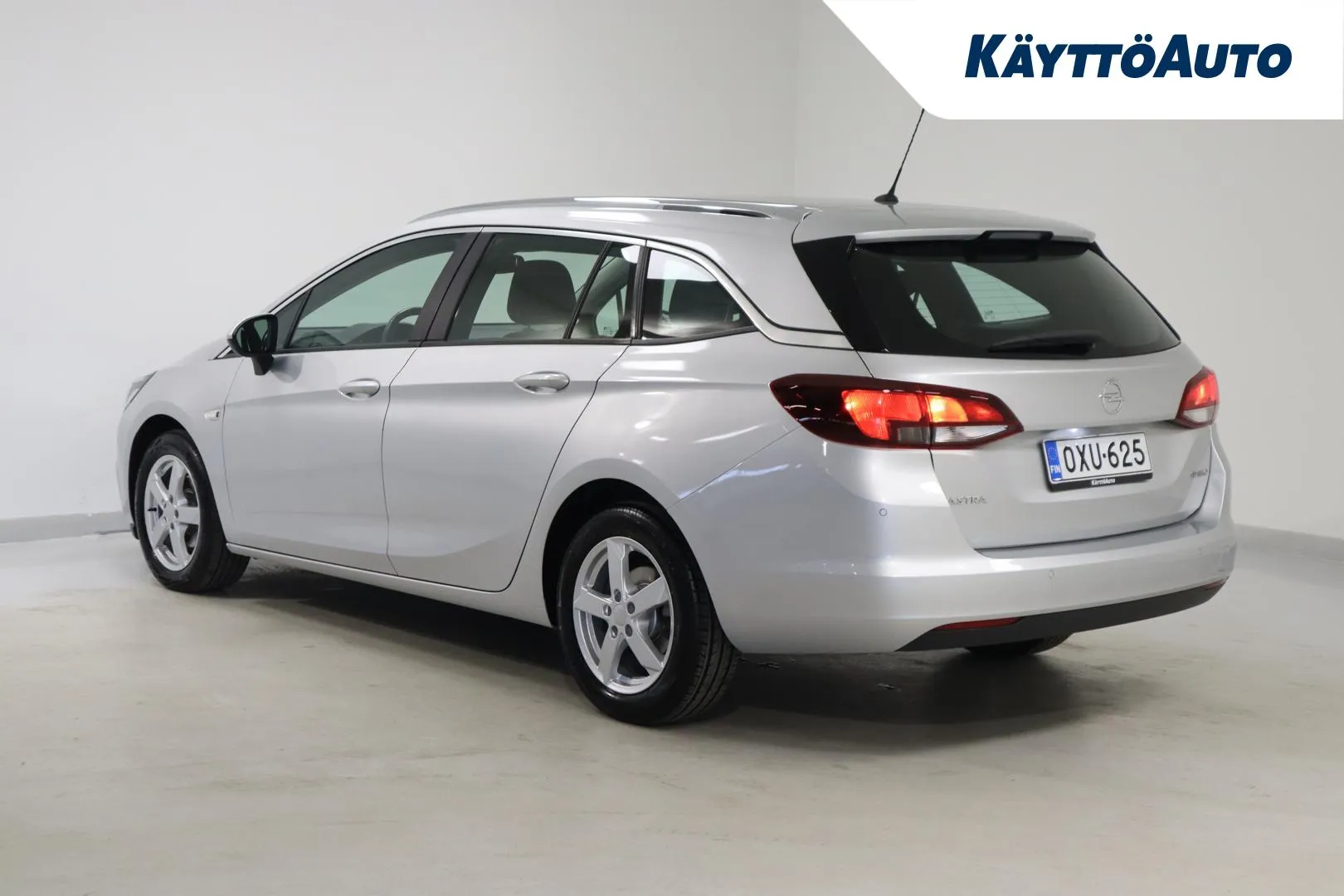 OPEL Astra OXU-625 carousel image