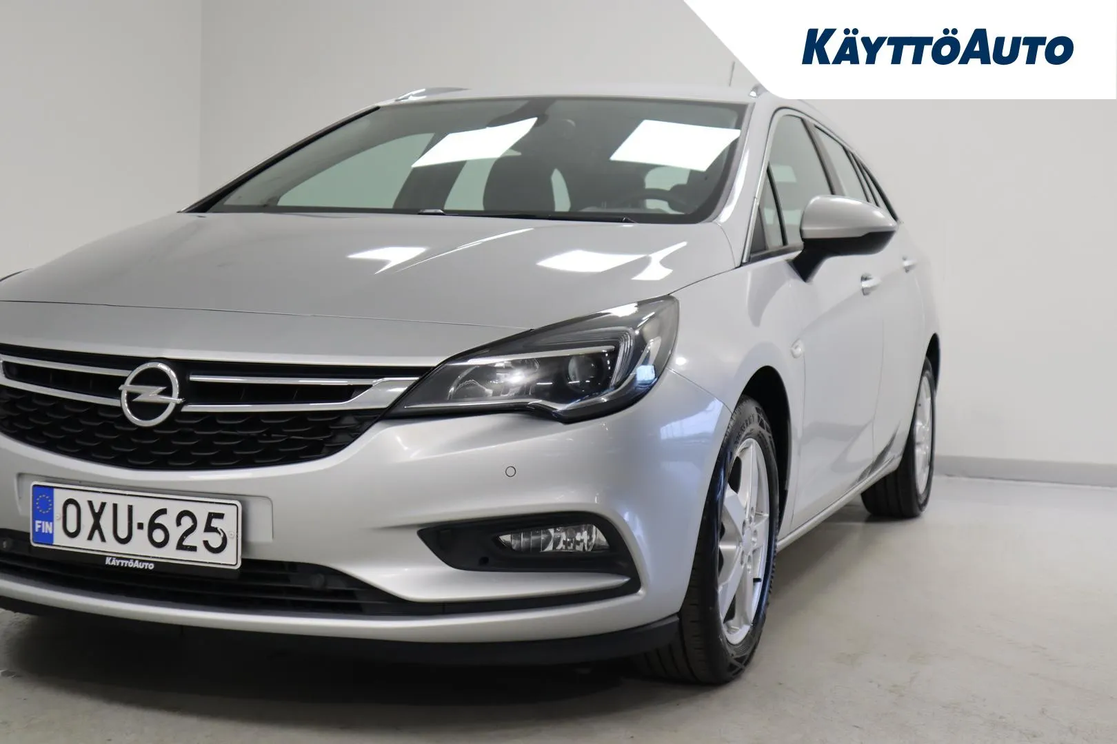 OPEL Astra OXU-625 carousel image