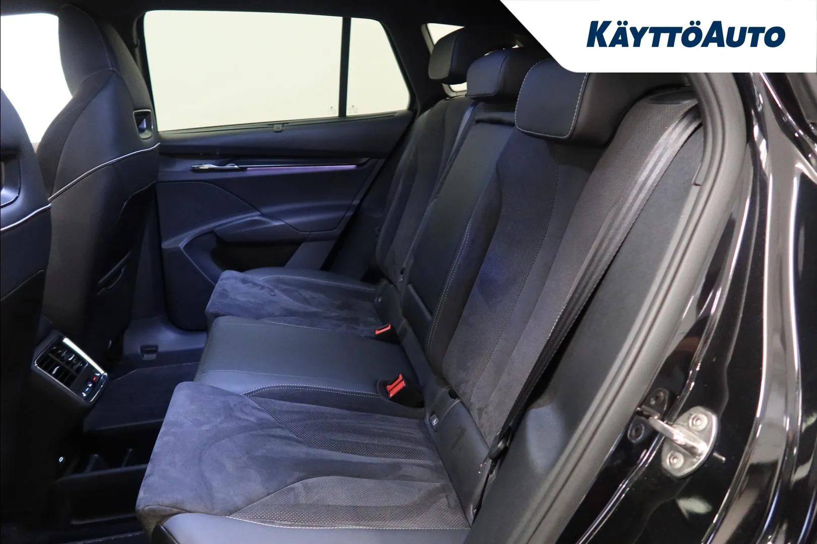 SKODA Enyaq XRL-210 carousel image