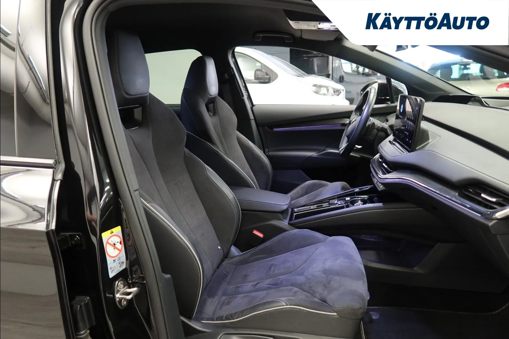 SKODA Enyaq XRL-210 carousel image