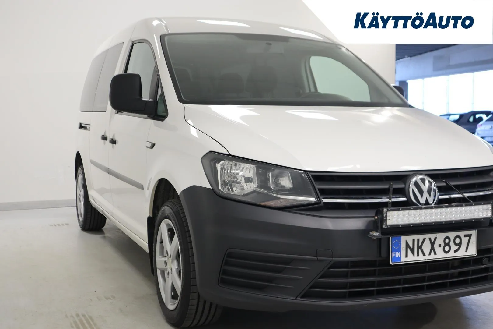 VOLKSWAGEN Caddy Maxi NKX-897 carousel image
