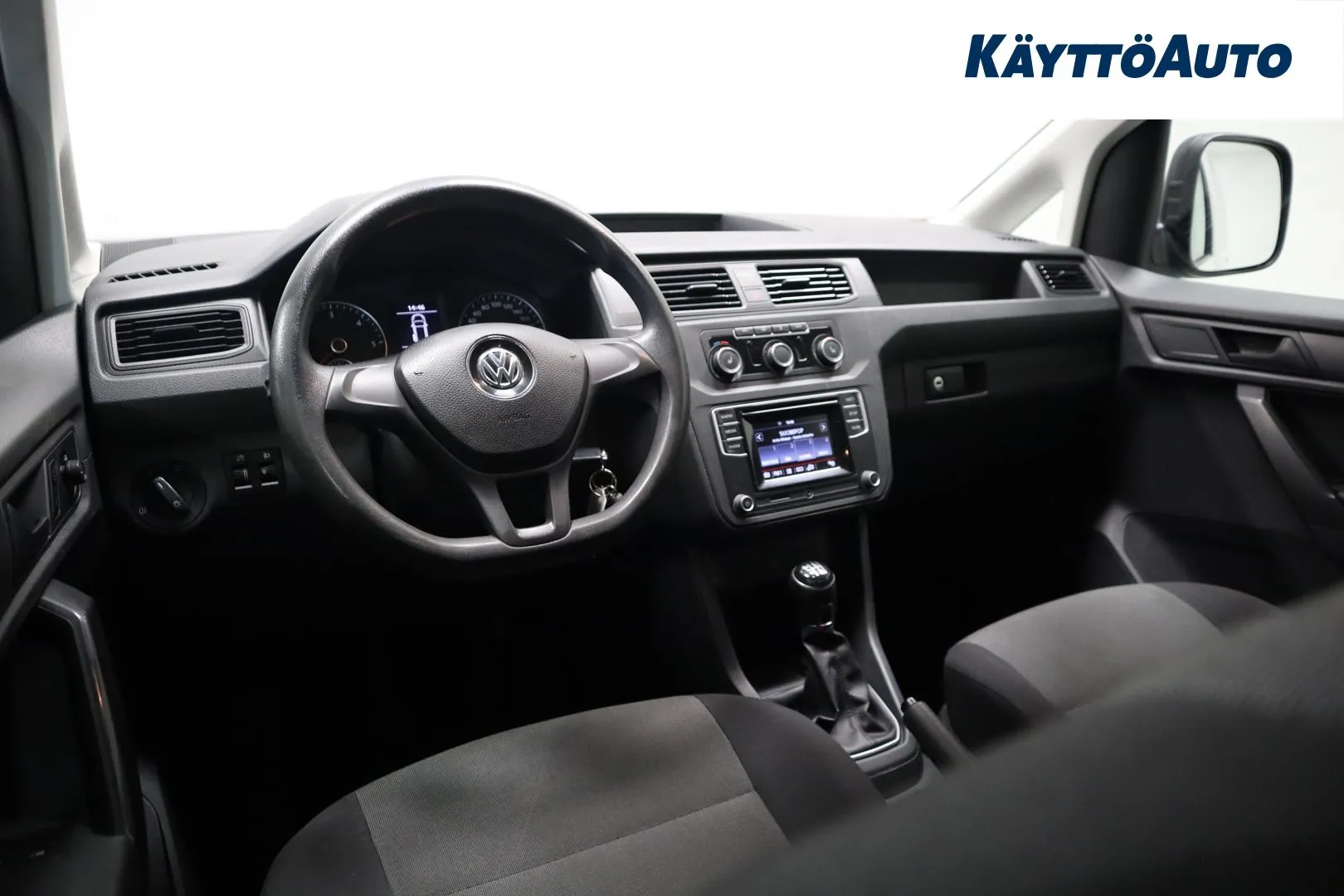 VOLKSWAGEN Caddy Maxi NKX-897 carousel image