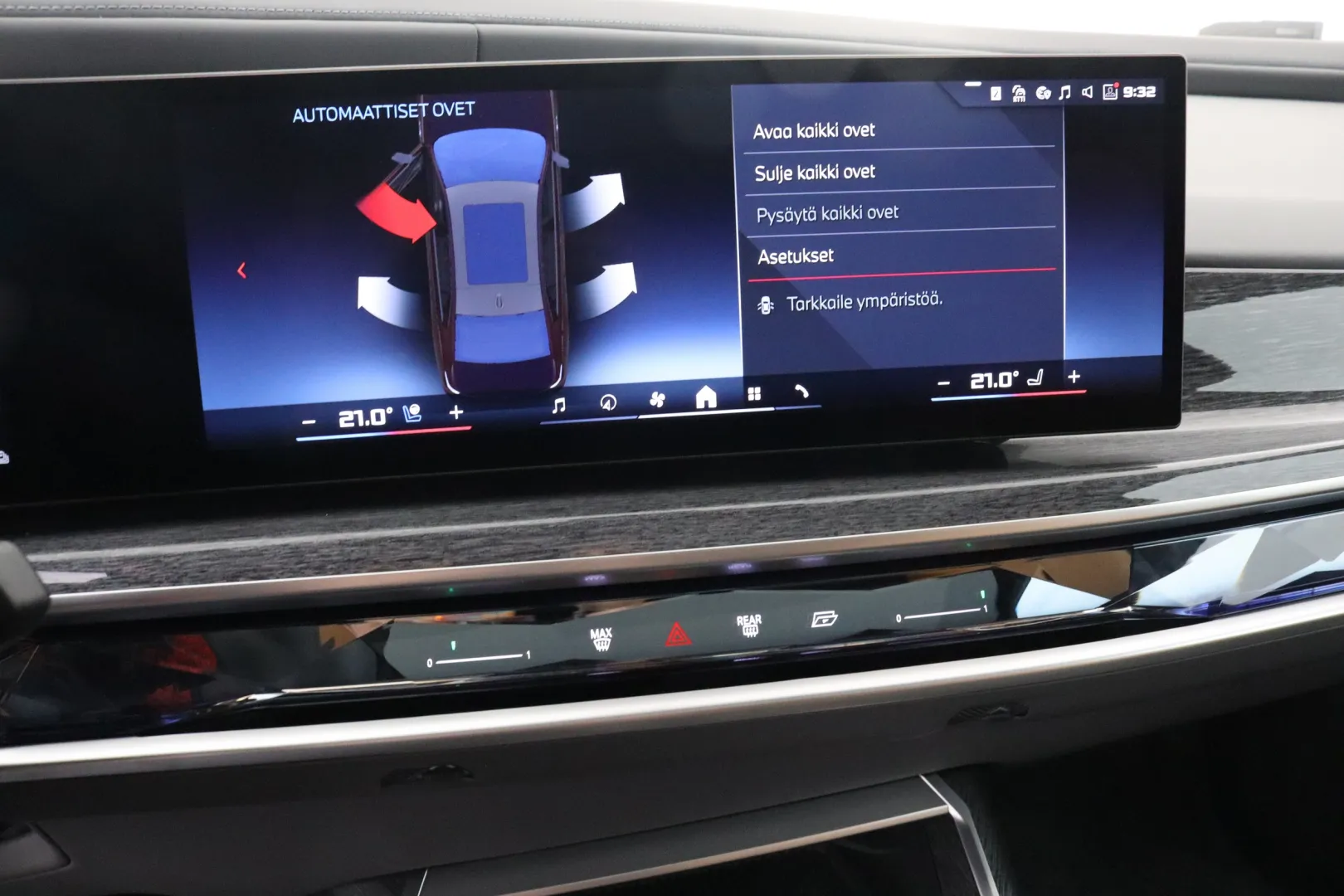 BMW 760 EVE-532 carousel image