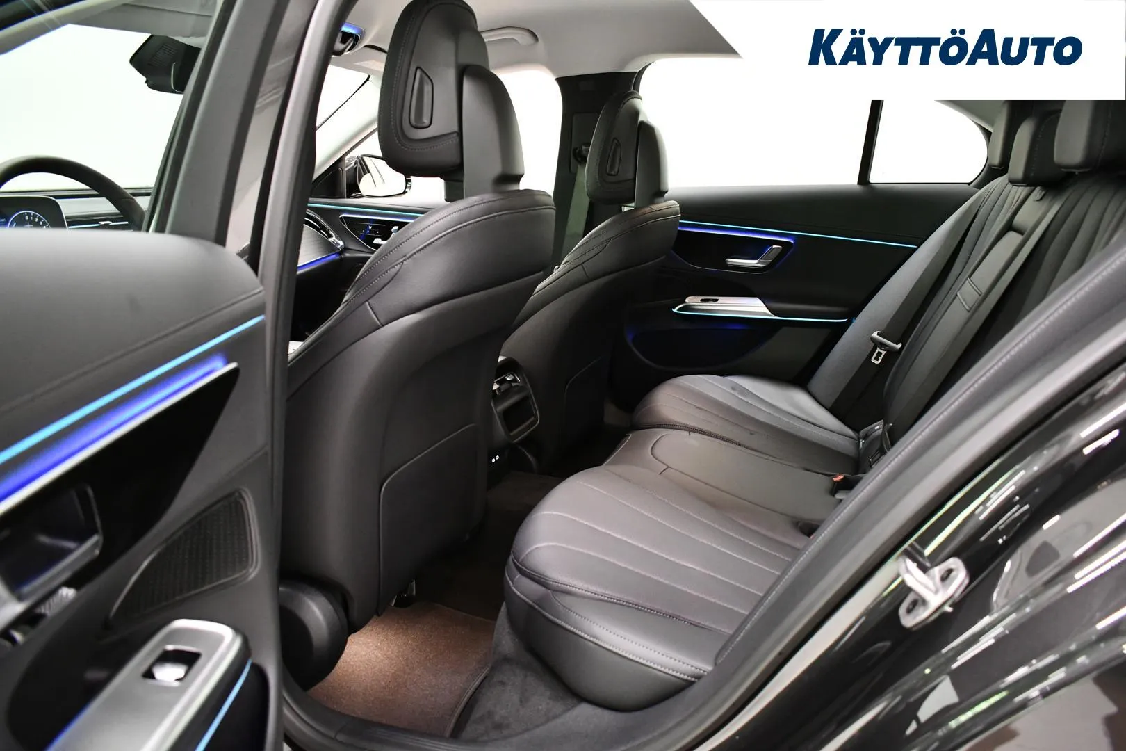 MERCEDES-BENZ E XVZ-814 carousel image