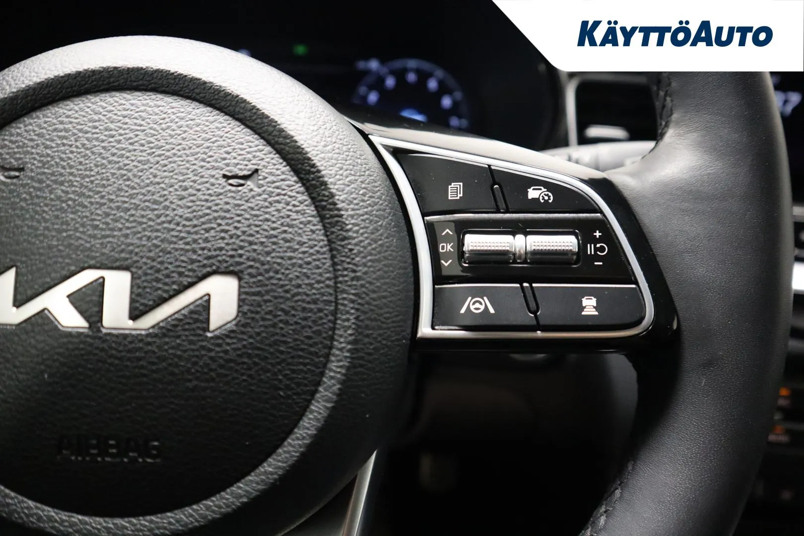 KIA Ceed XRT-445 carousel image