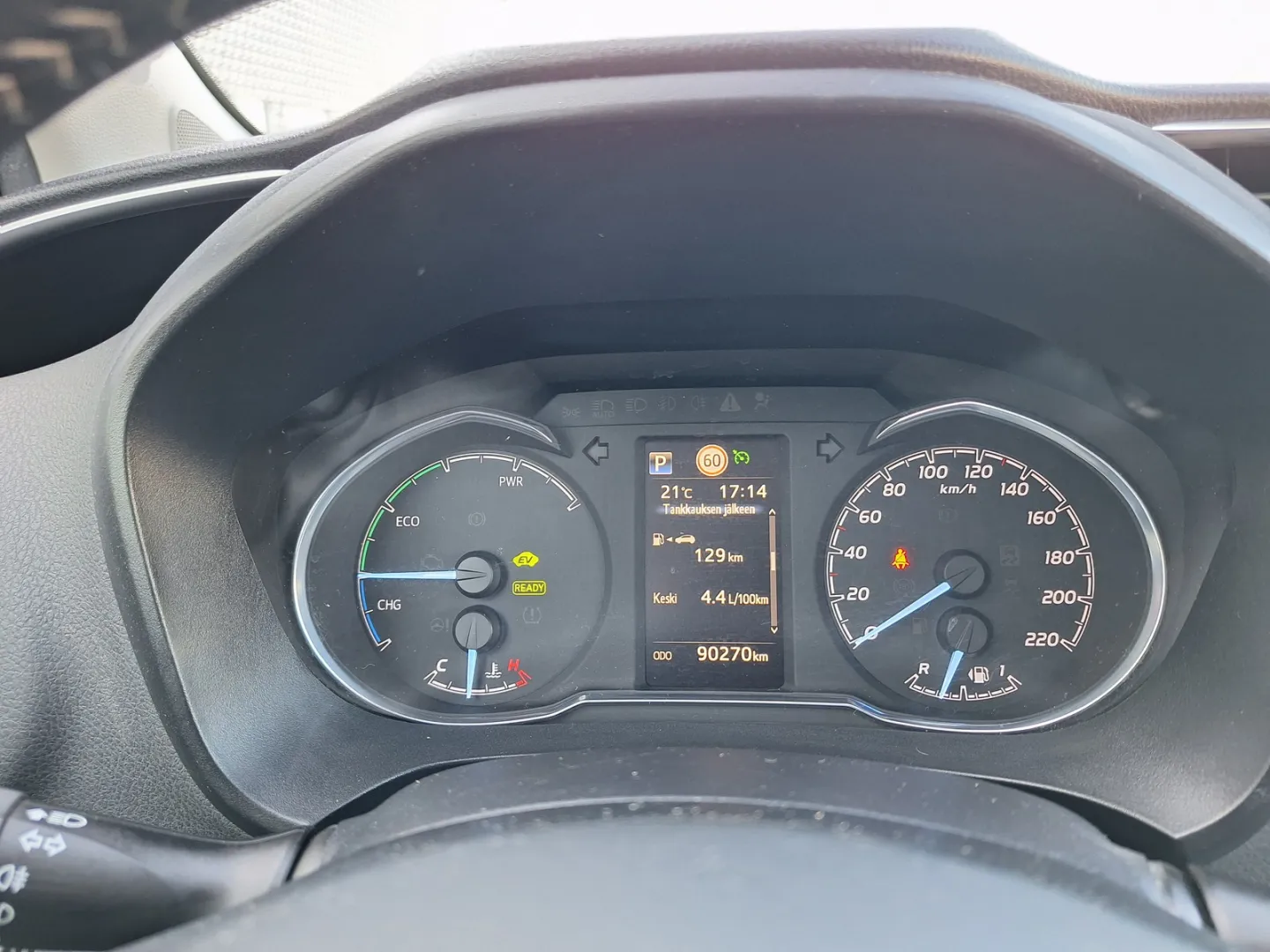 TOYOTA Yaris RUK-365 carousel image