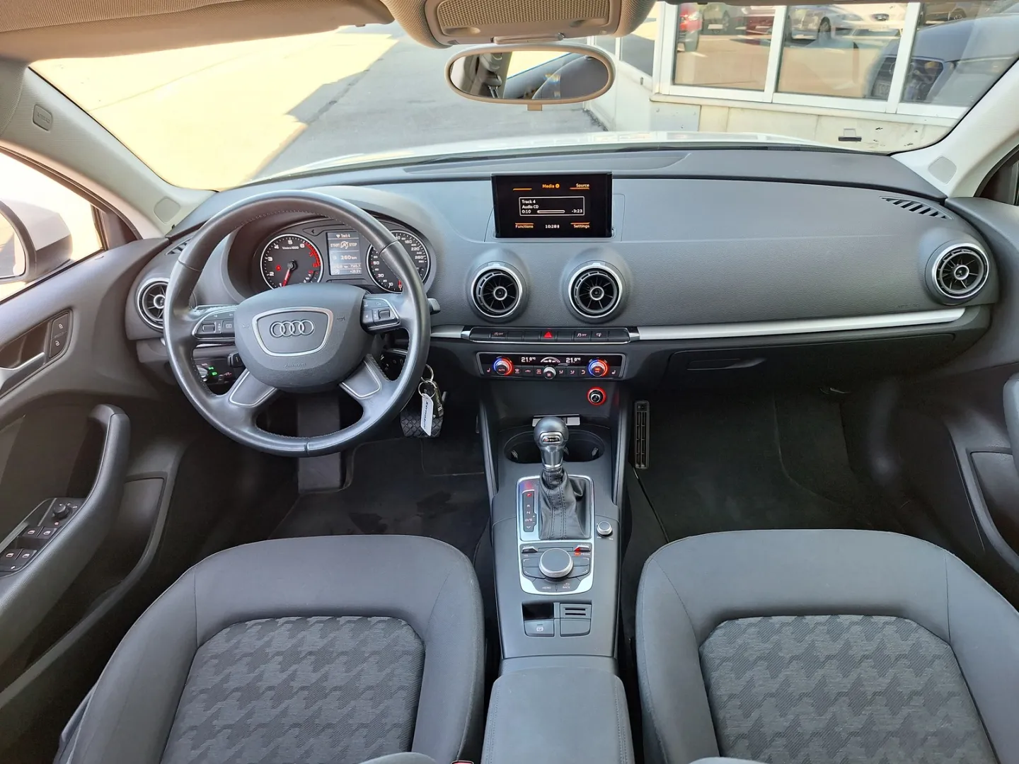 AUDI A3 XVO-327 carousel image