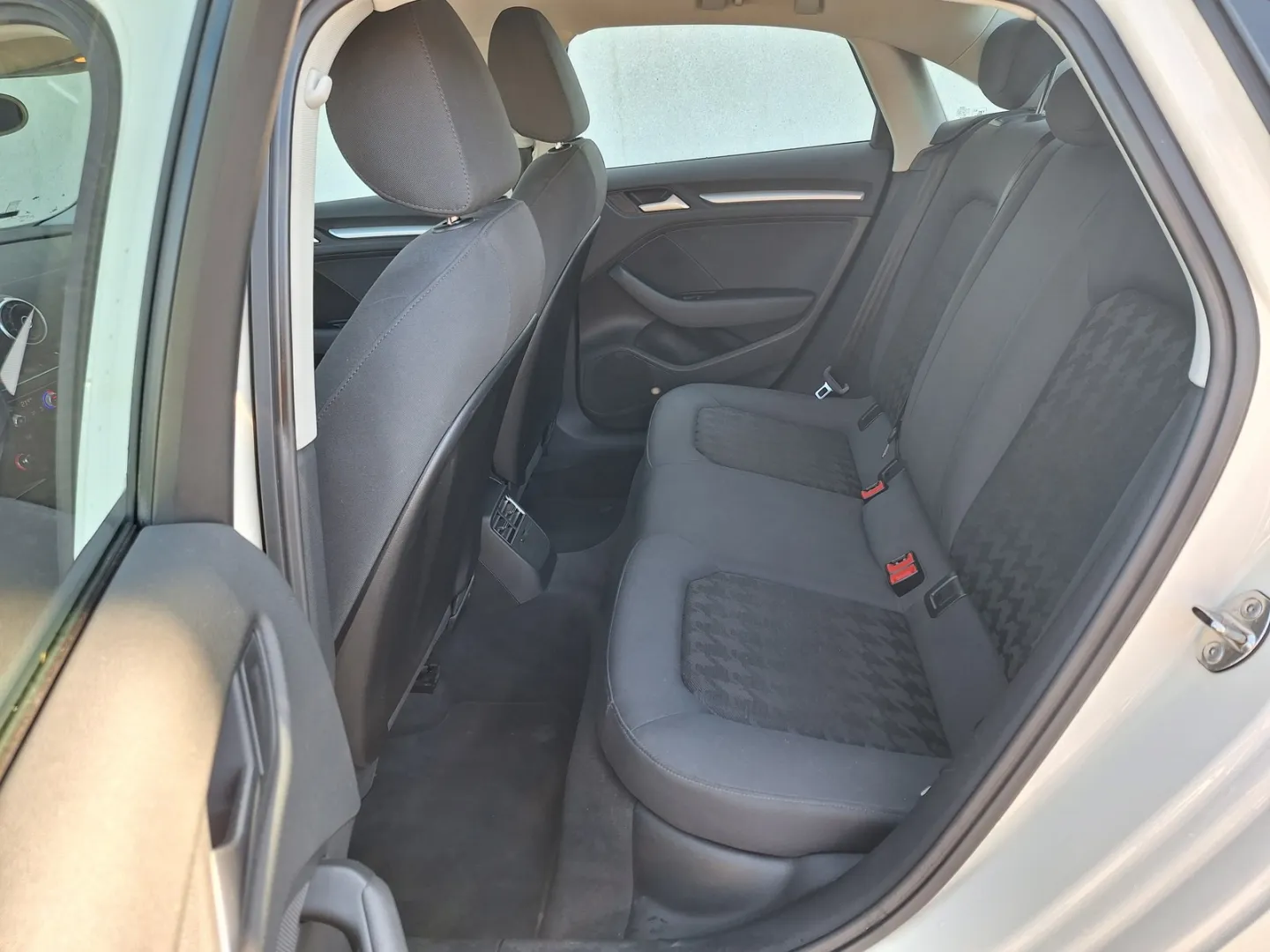AUDI A3 XVO-327 carousel image