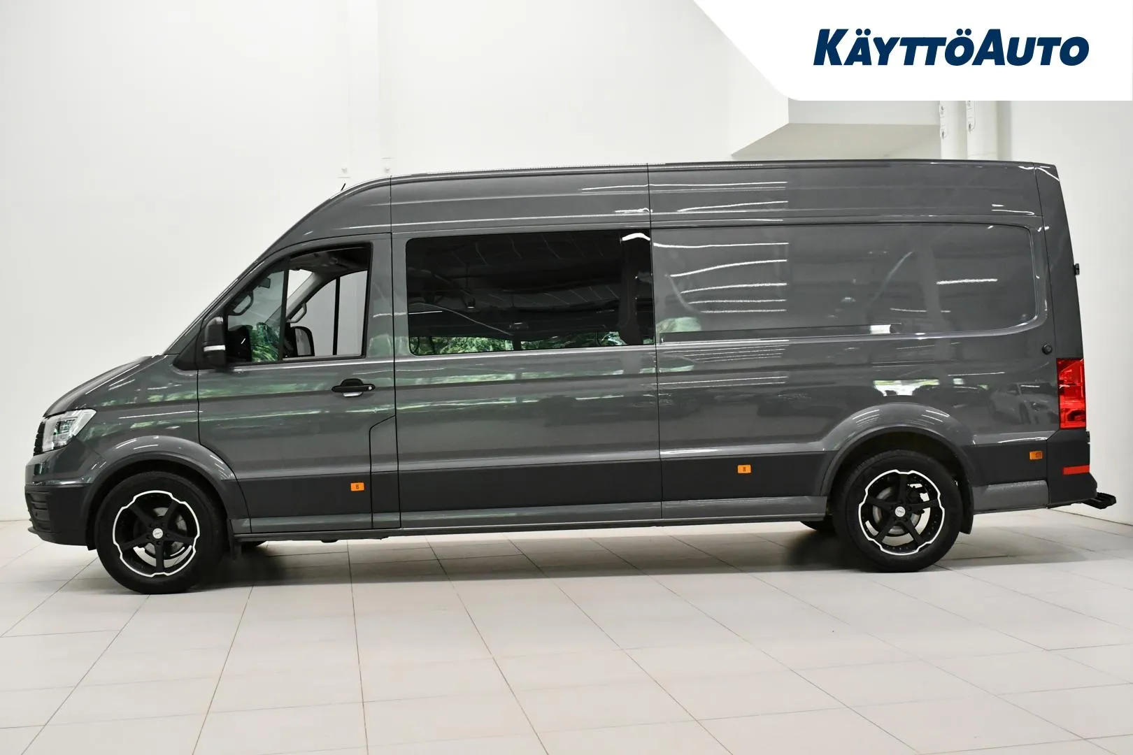 VOLKSWAGEN Crafter NMH-376 carousel image