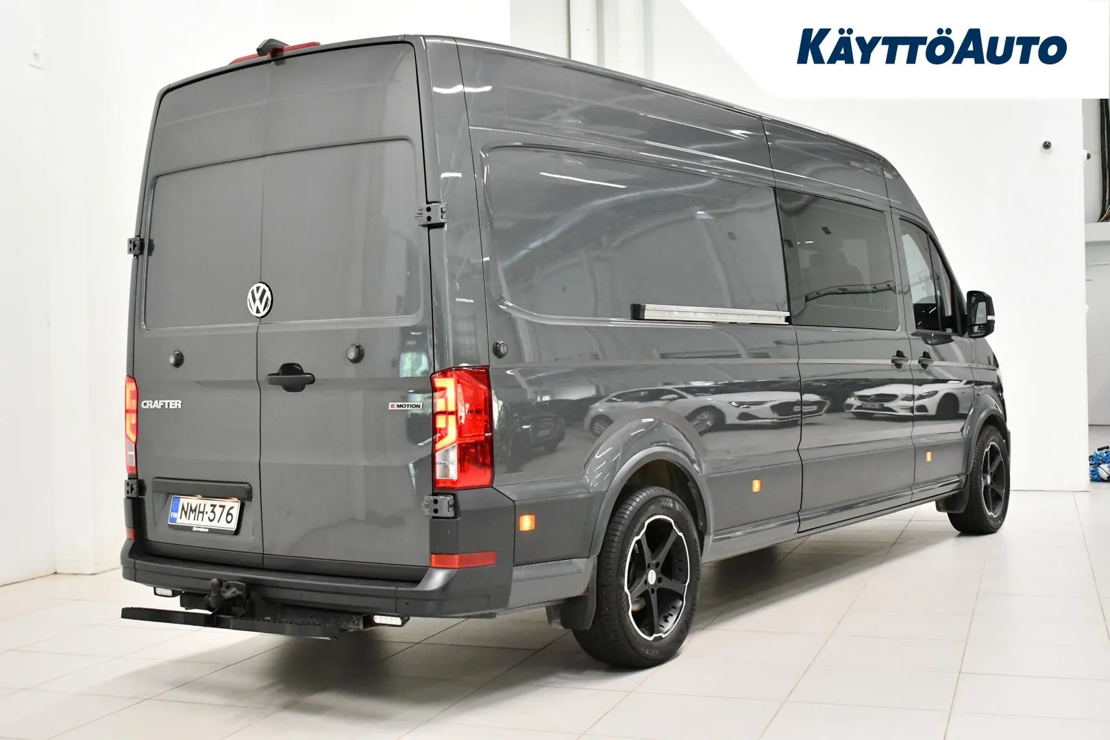 VOLKSWAGEN Crafter NMH-376 carousel image
