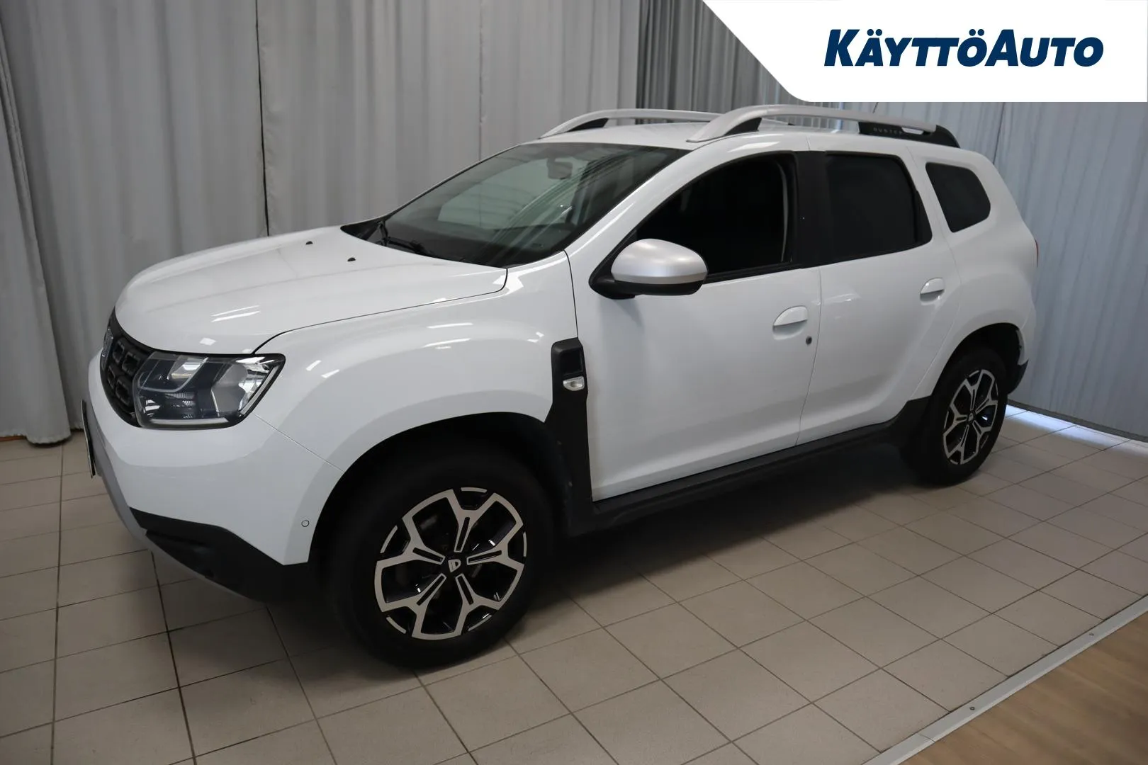 DACIA Duster ZML-709 carousel image