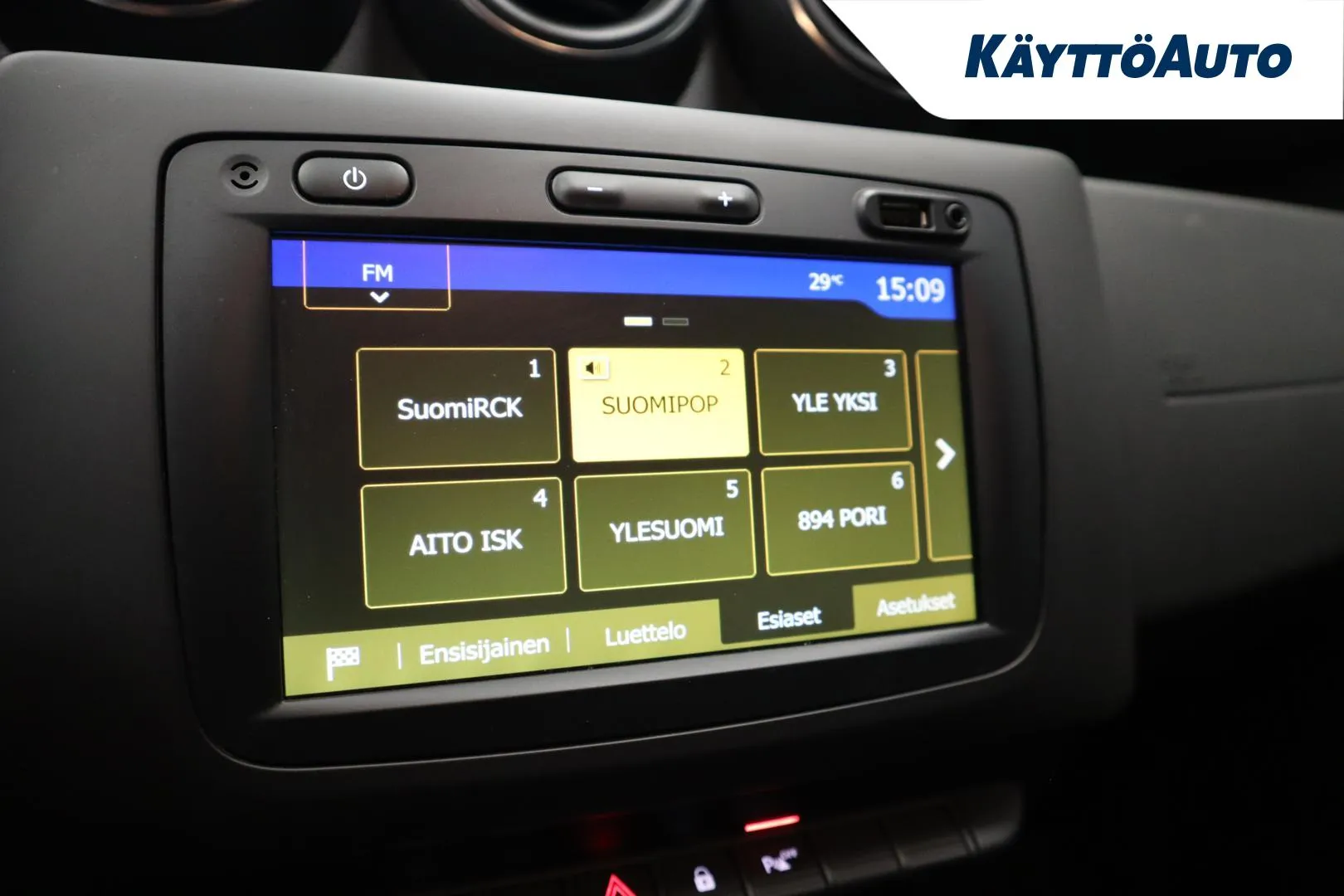 DACIA Duster ZML-709 carousel image