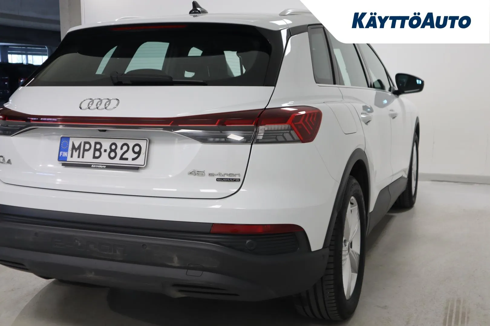AUDI Q4 e-tron MPB-829 carousel image