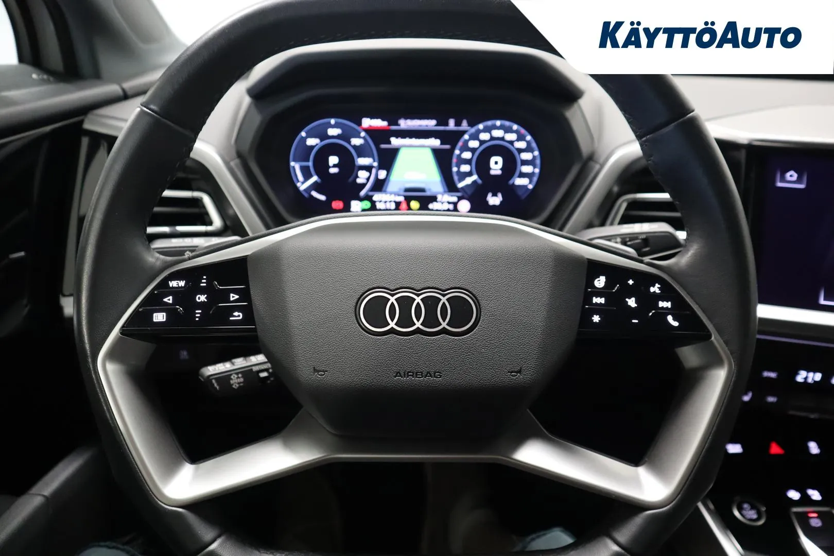 AUDI Q4 e-tron MPB-829 carousel image