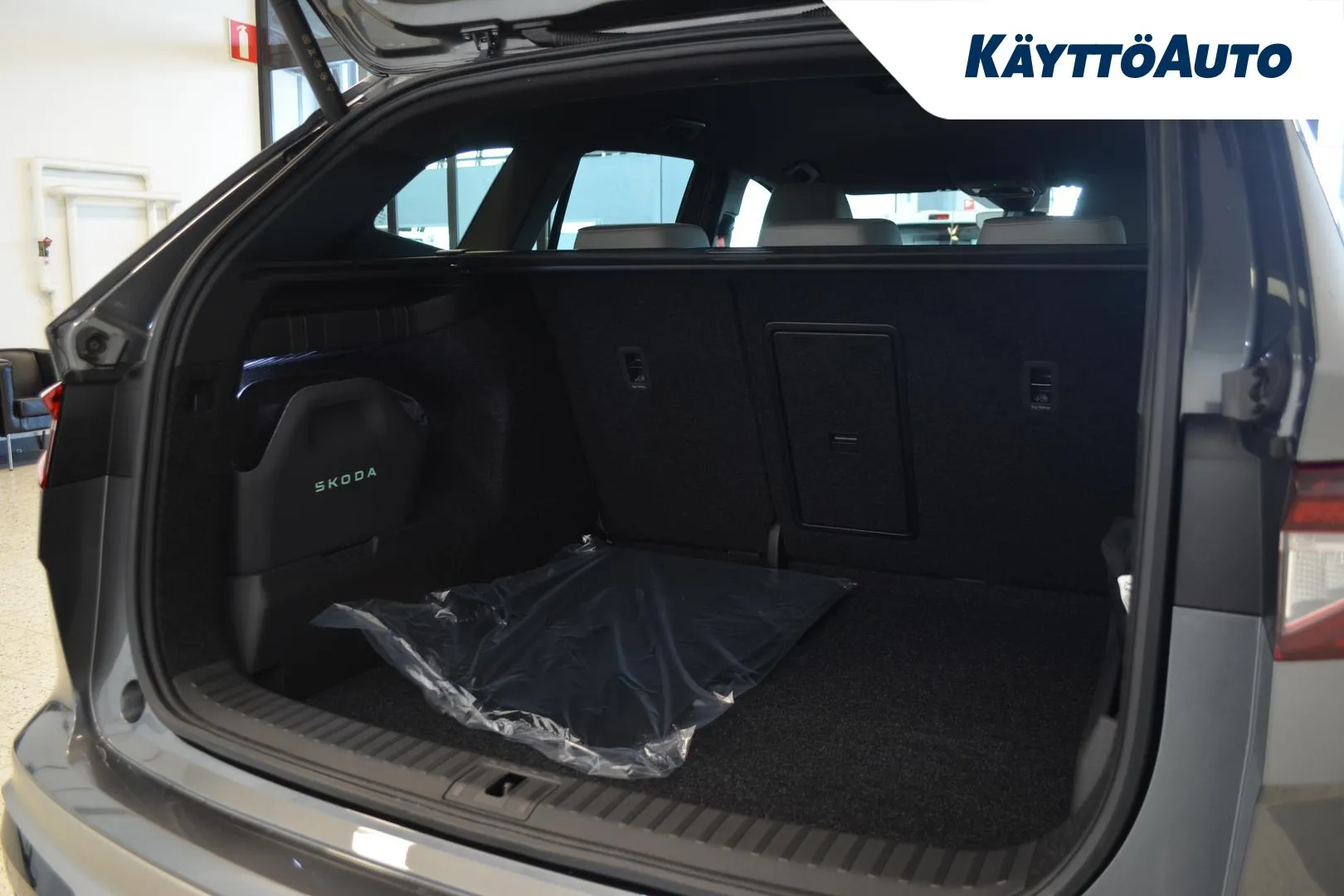 Skoda Enyaq GRI-582 carousel image