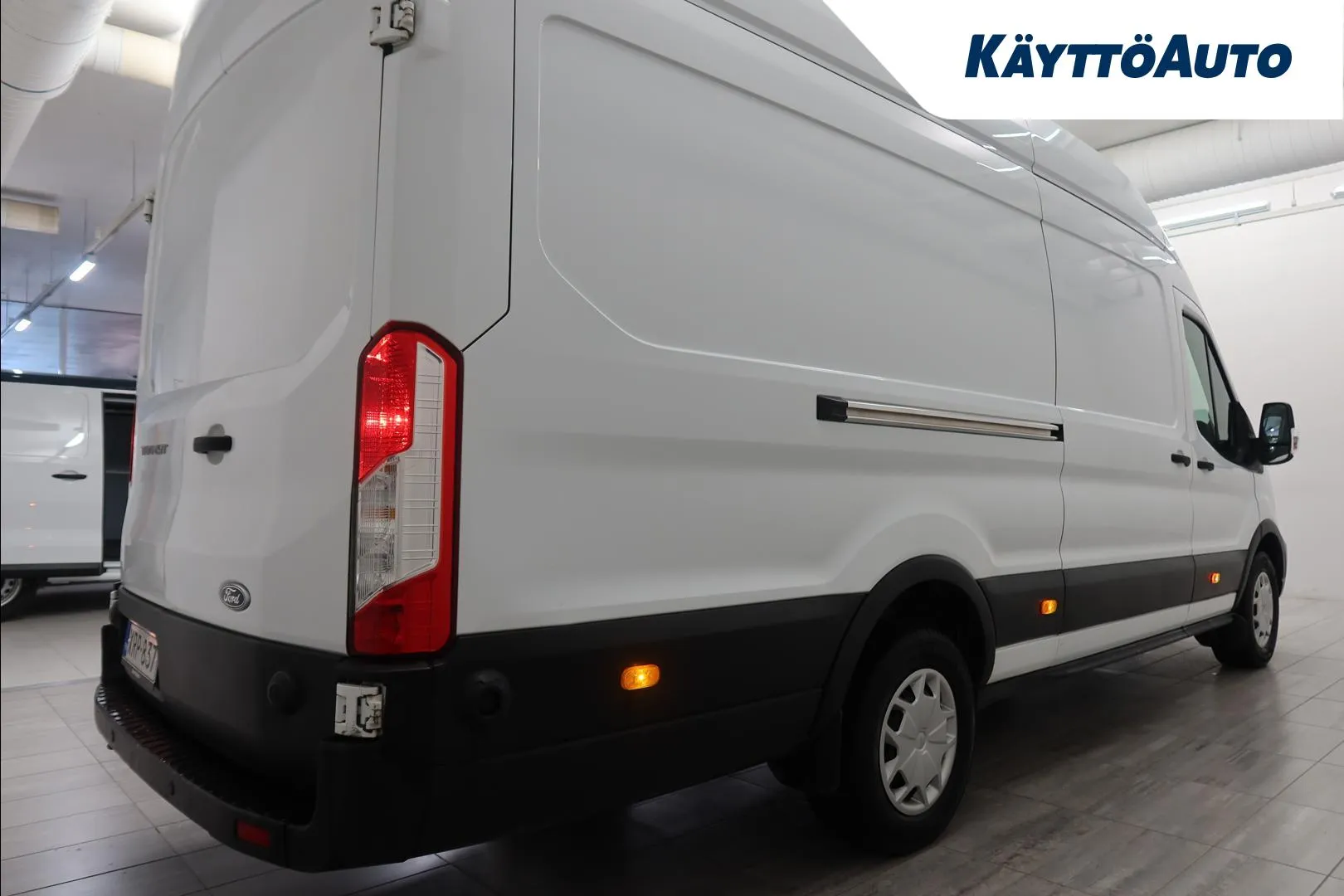 FORD Transit XRP-837 carousel image