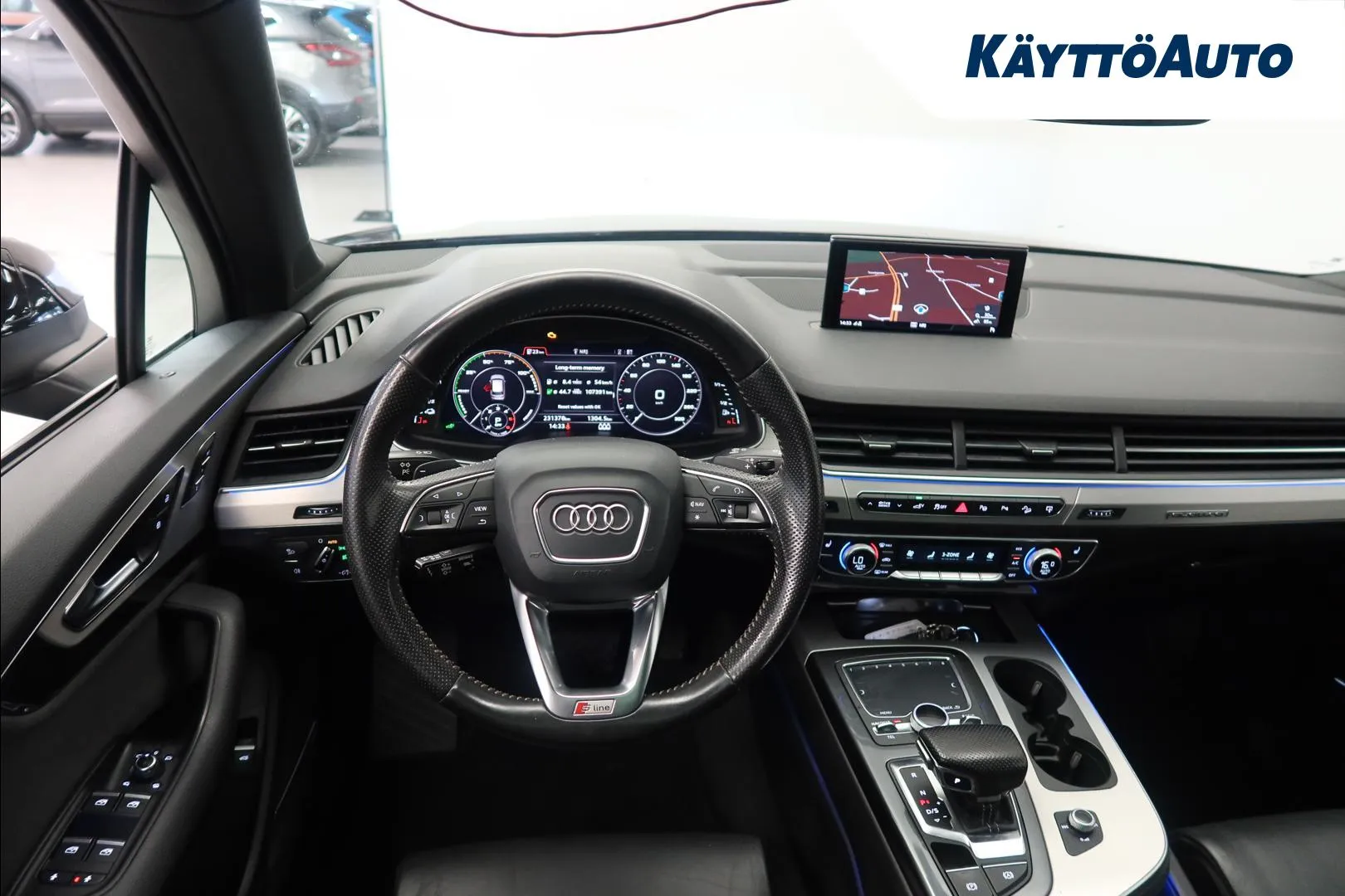 AUDI Q7 OZP-865 carousel image