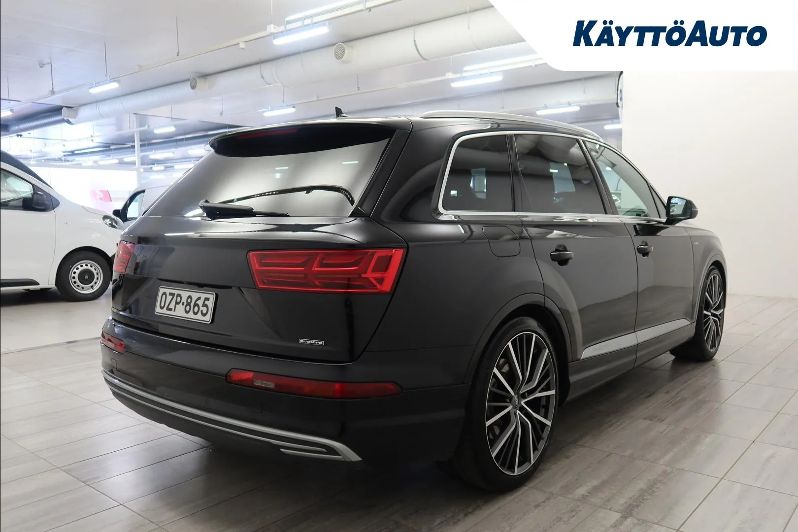 AUDI Q7 OZP-865 carousel image