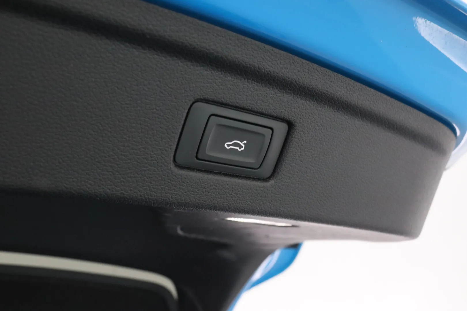 AUDI A5 JMI-569 carousel image