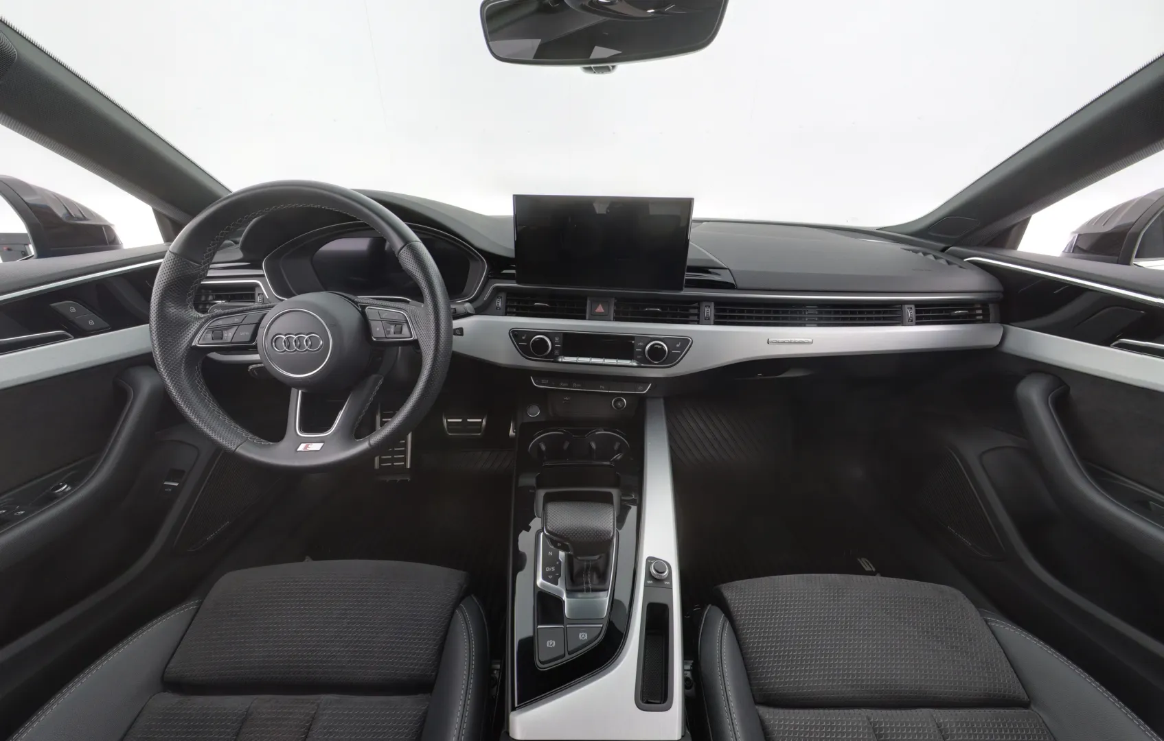 AUDI A5 JMI-569 carousel image