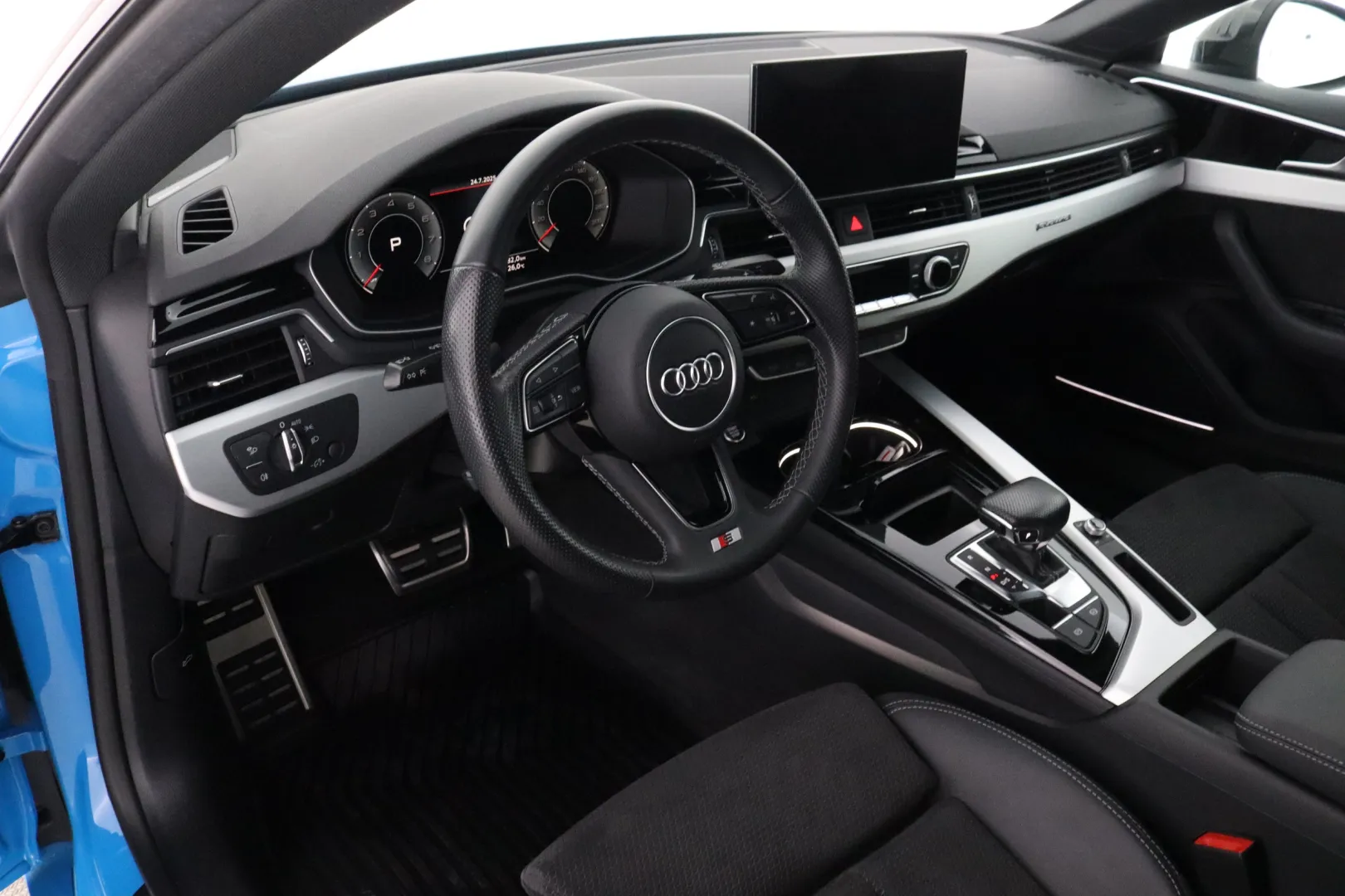 AUDI A5 JMI-569 carousel image