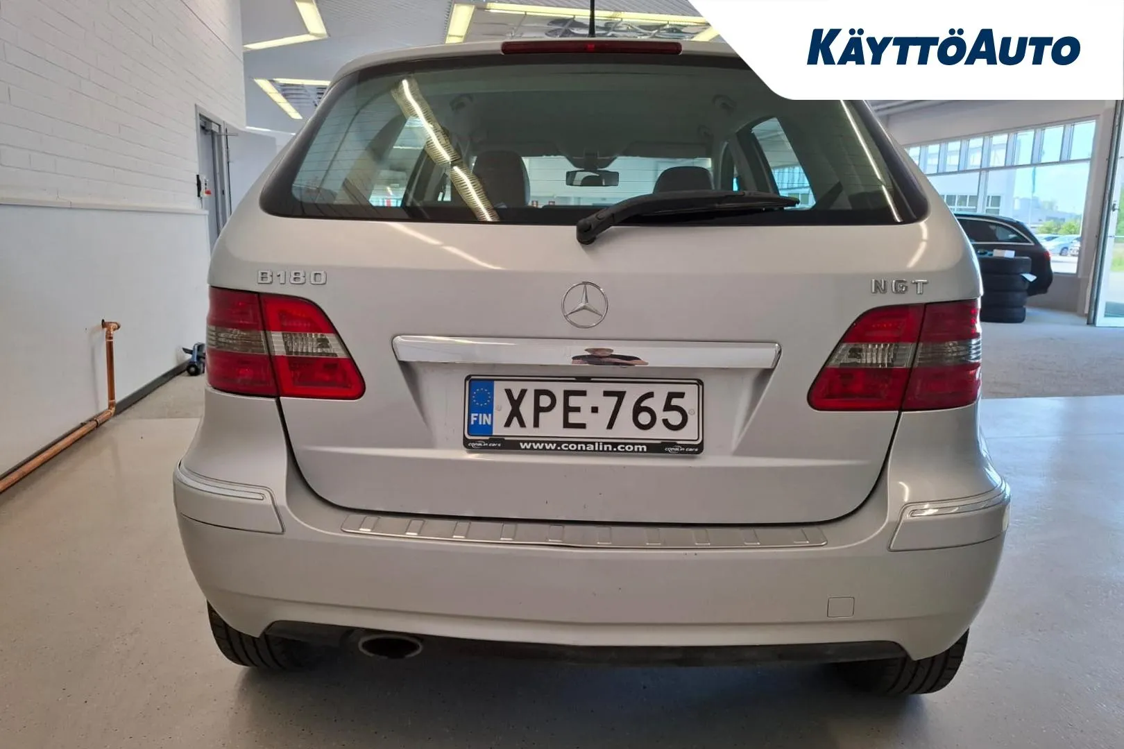 Mercedes-Benz B XPE-765 carousel image
