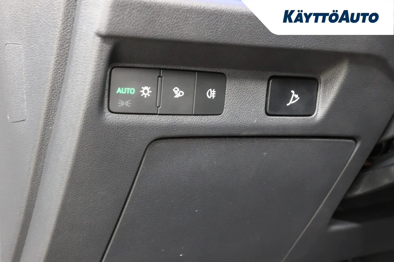 SKODA Enyaq EUM-815 carousel image