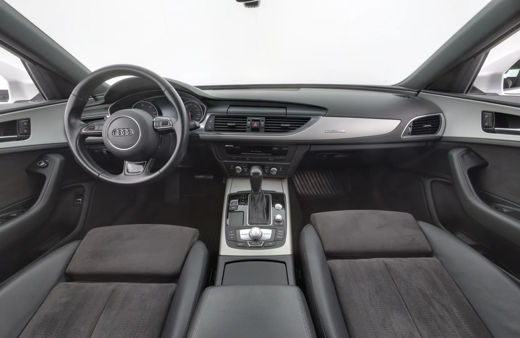 AUDI A6 SMC-688 carousel image