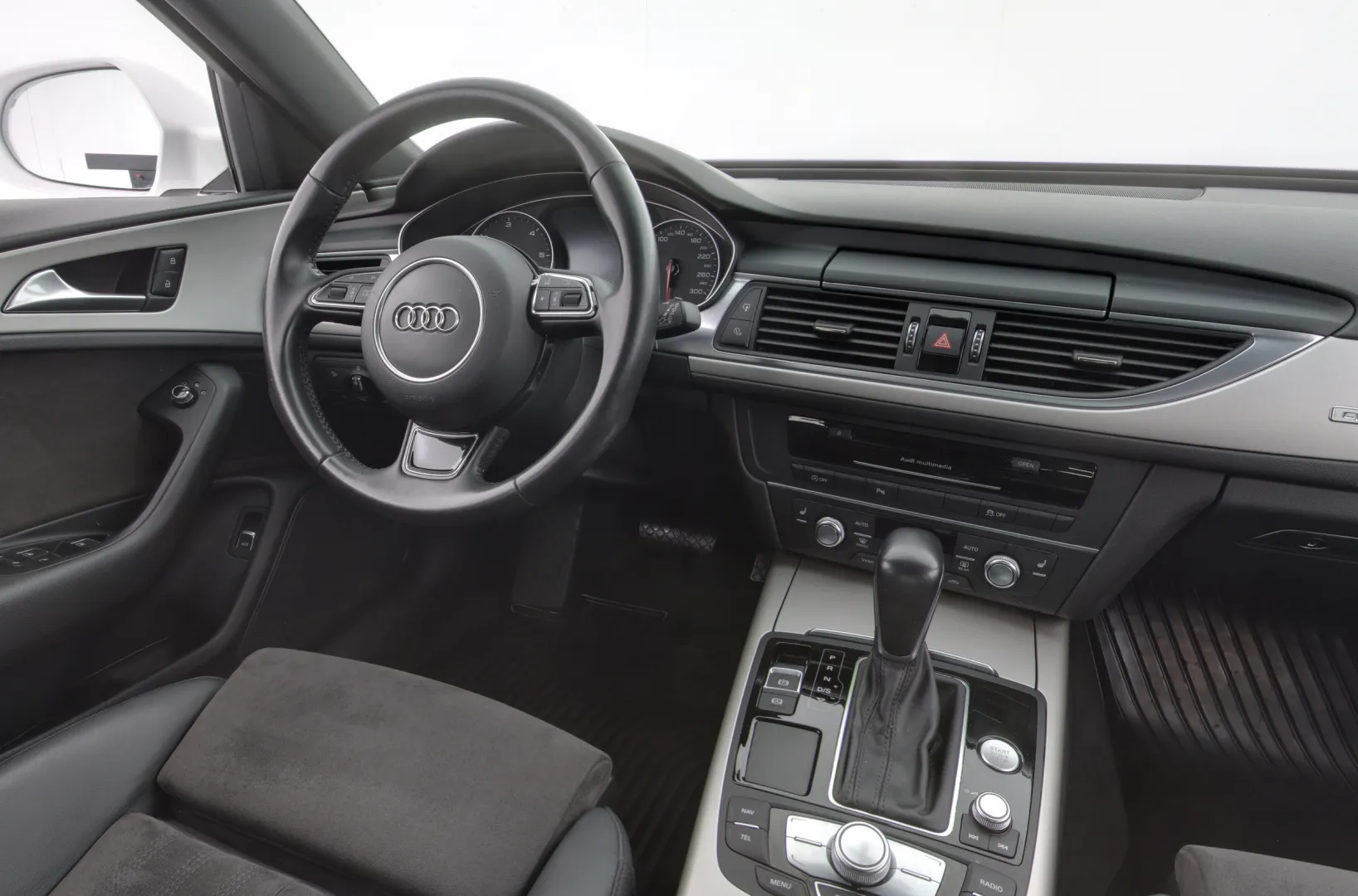 AUDI A6 SMC-688 carousel image