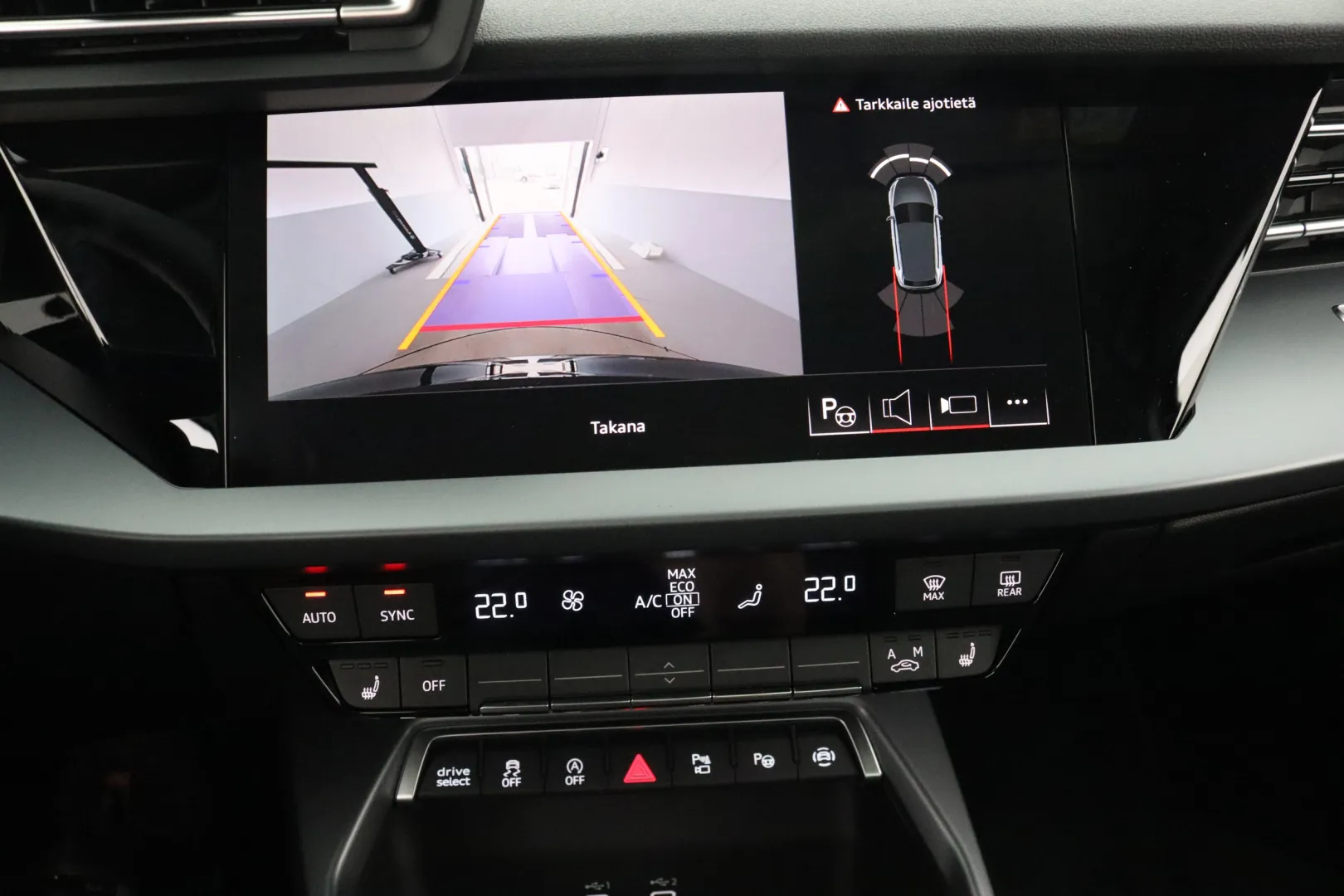 Audi A3 XVZ-940 carousel image