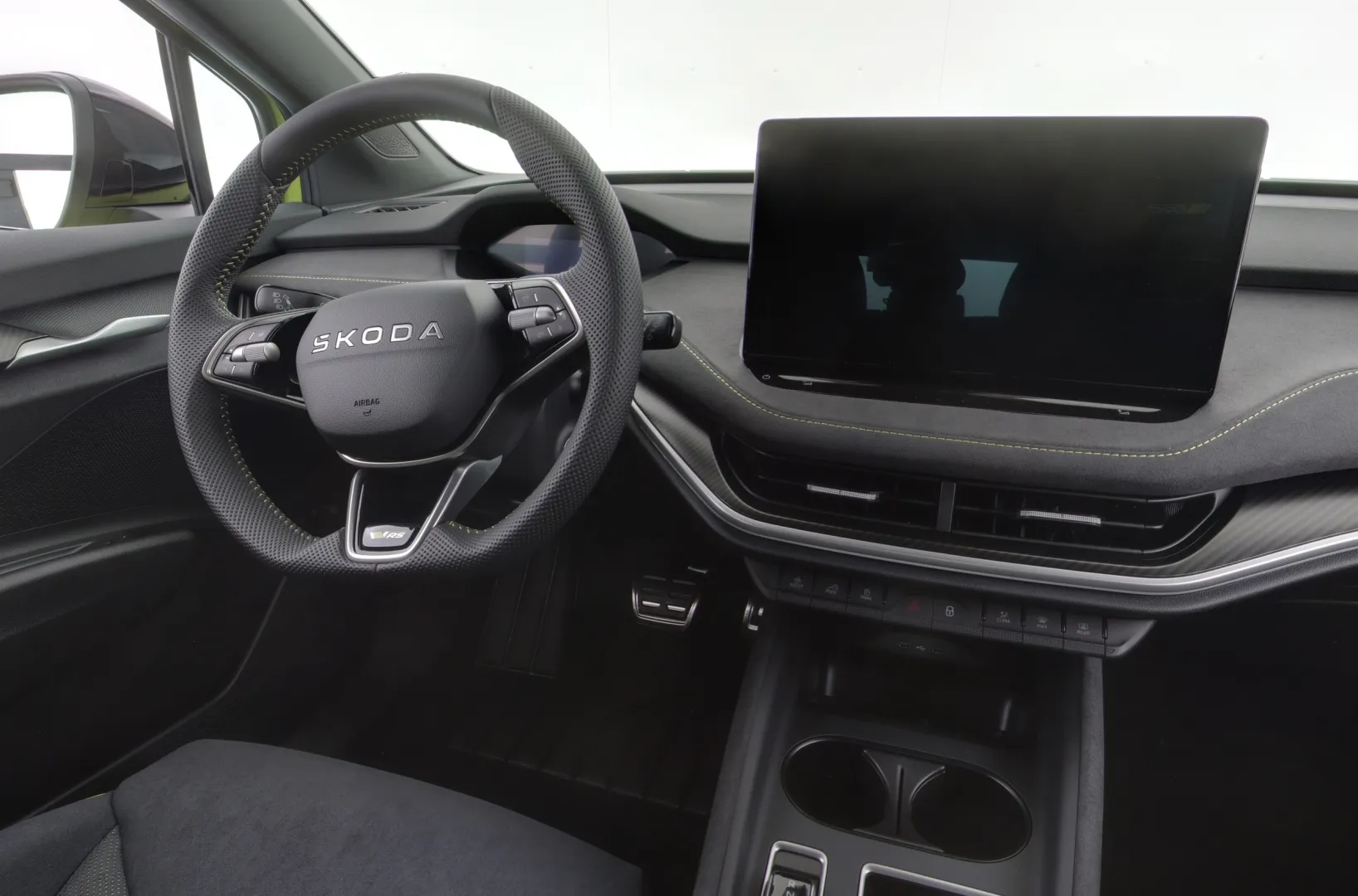 Skoda Elroq YYF-471 carousel image