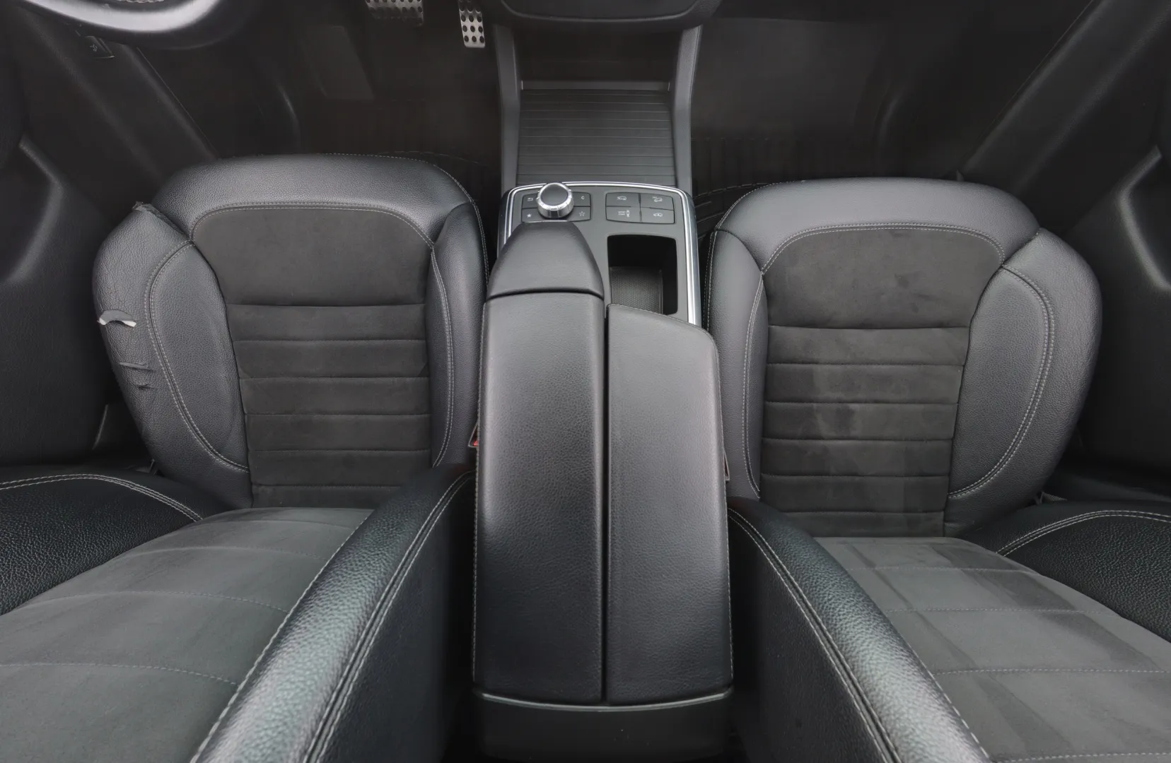 MERCEDES-BENZ ML JJJ-777 carousel image