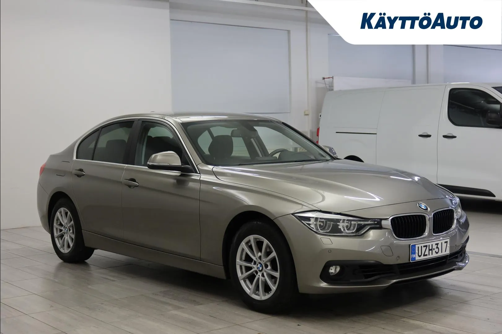 BMW 320 UZH-317 carousel image