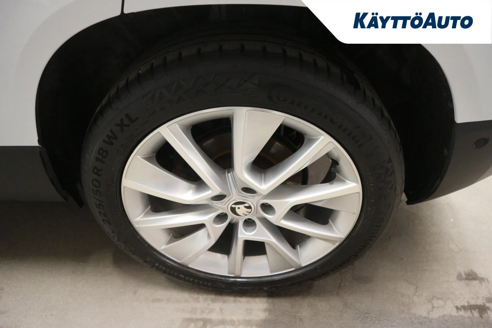 SKODA Karoq SXZ-219 carousel image