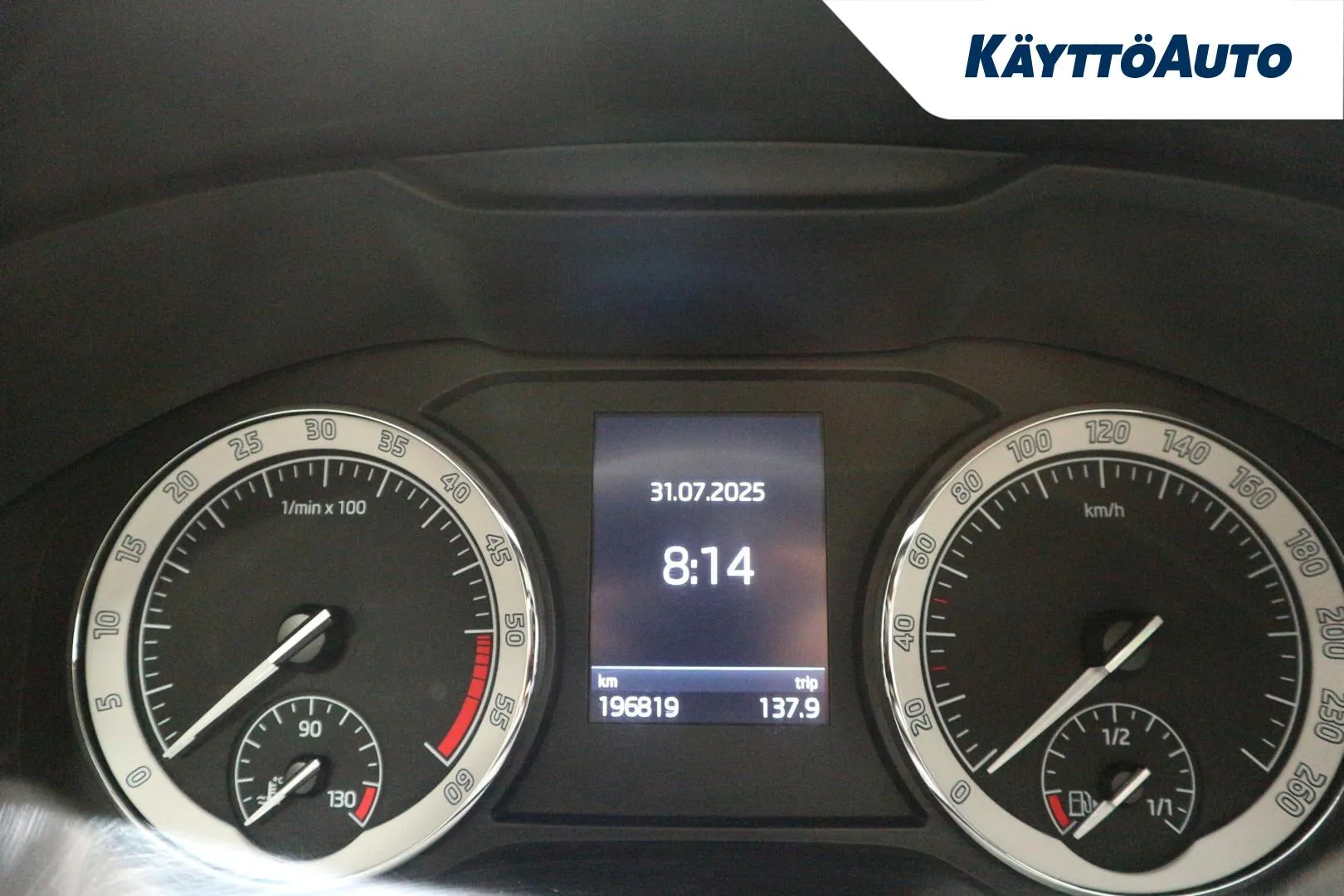SKODA Karoq SXZ-219 carousel image