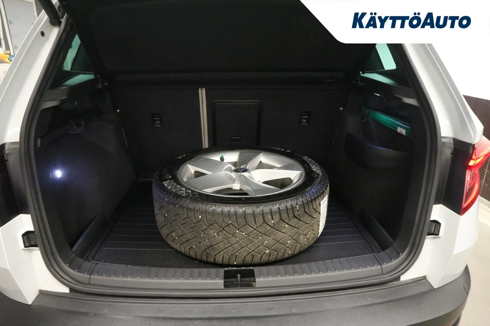 SKODA Karoq SXZ-219 carousel image