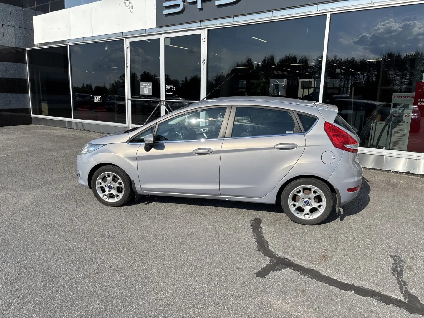 FORD Fiesta OTS-737 carousel image