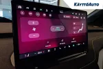 Skoda Elroq XYR-233 carousel thumbs