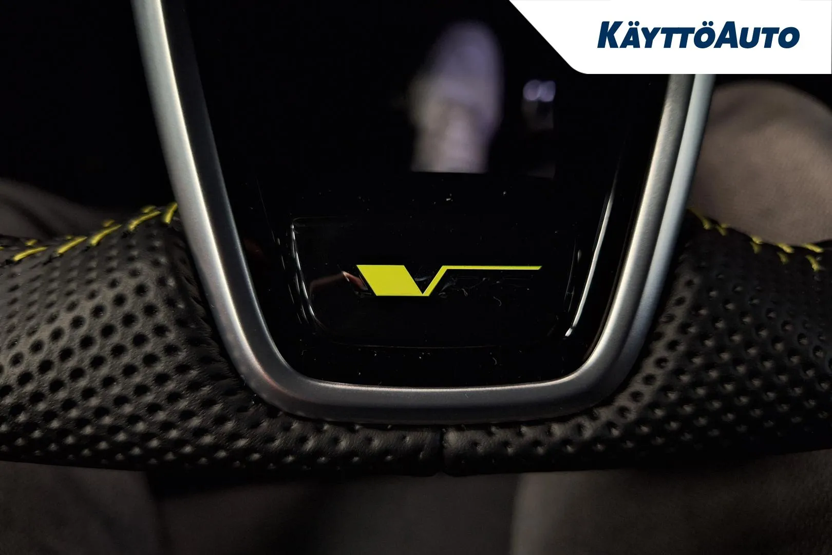 Skoda Elroq XYR-233 carousel image