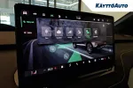 Skoda Elroq XYR-233 carousel thumbs