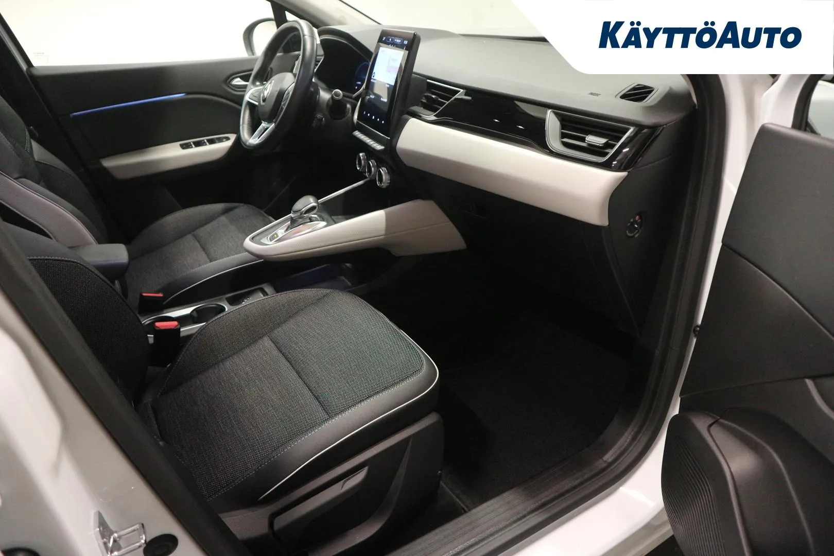 RENAULT Captur MYV-184 carousel image