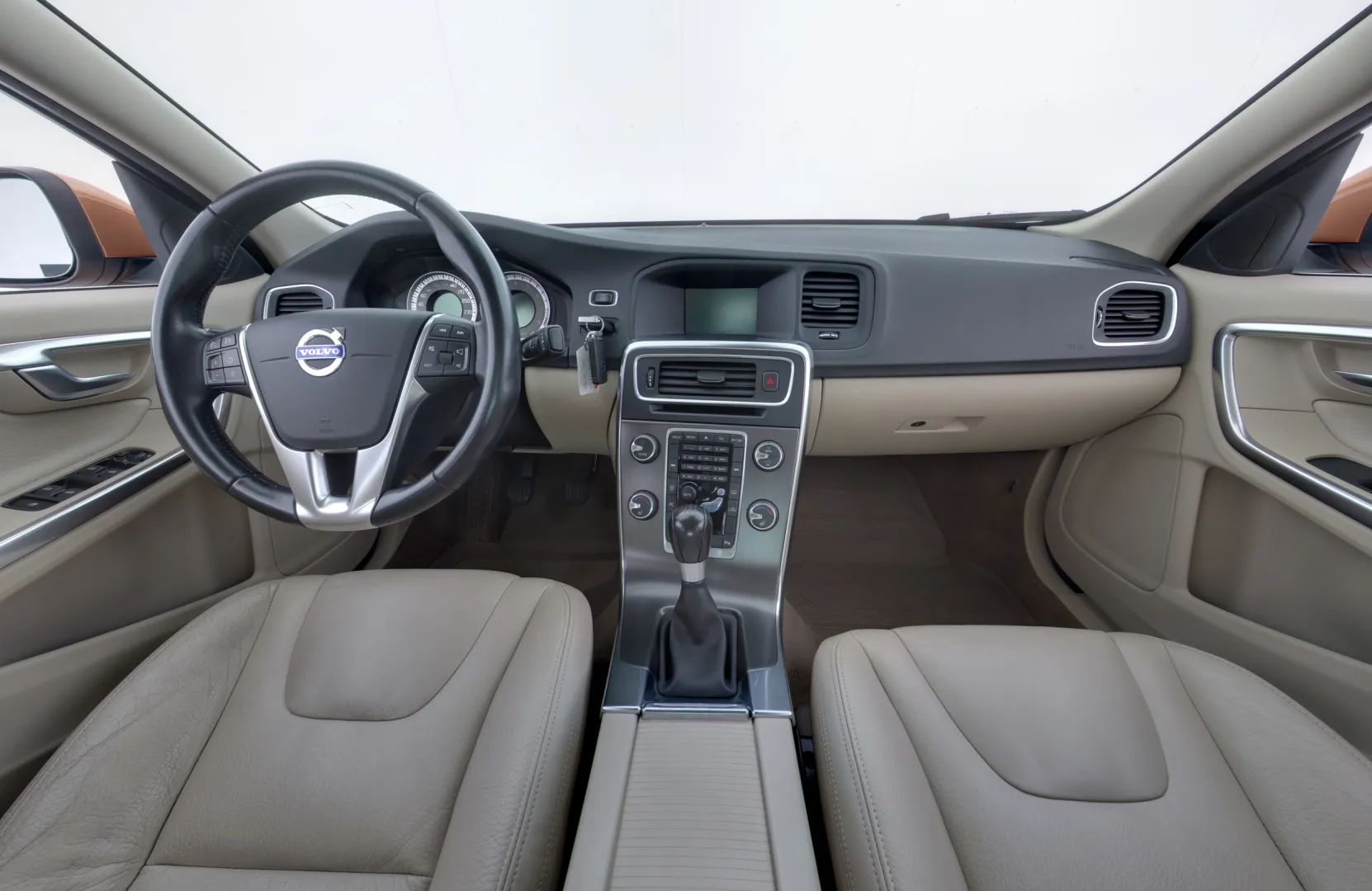 VOLVO S60 LZM-935 carousel image