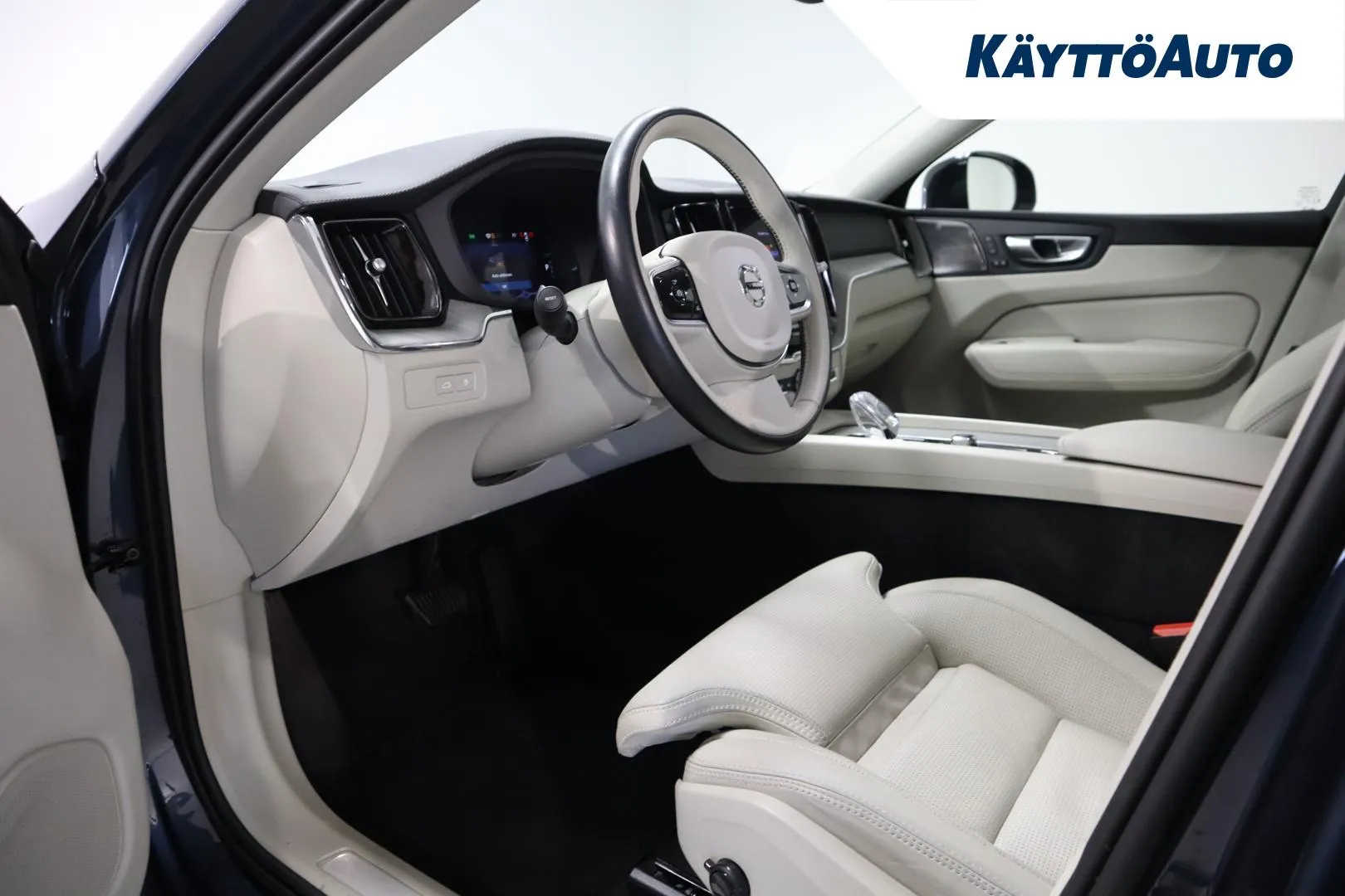VOLVO XC60 FRF-737 carousel image