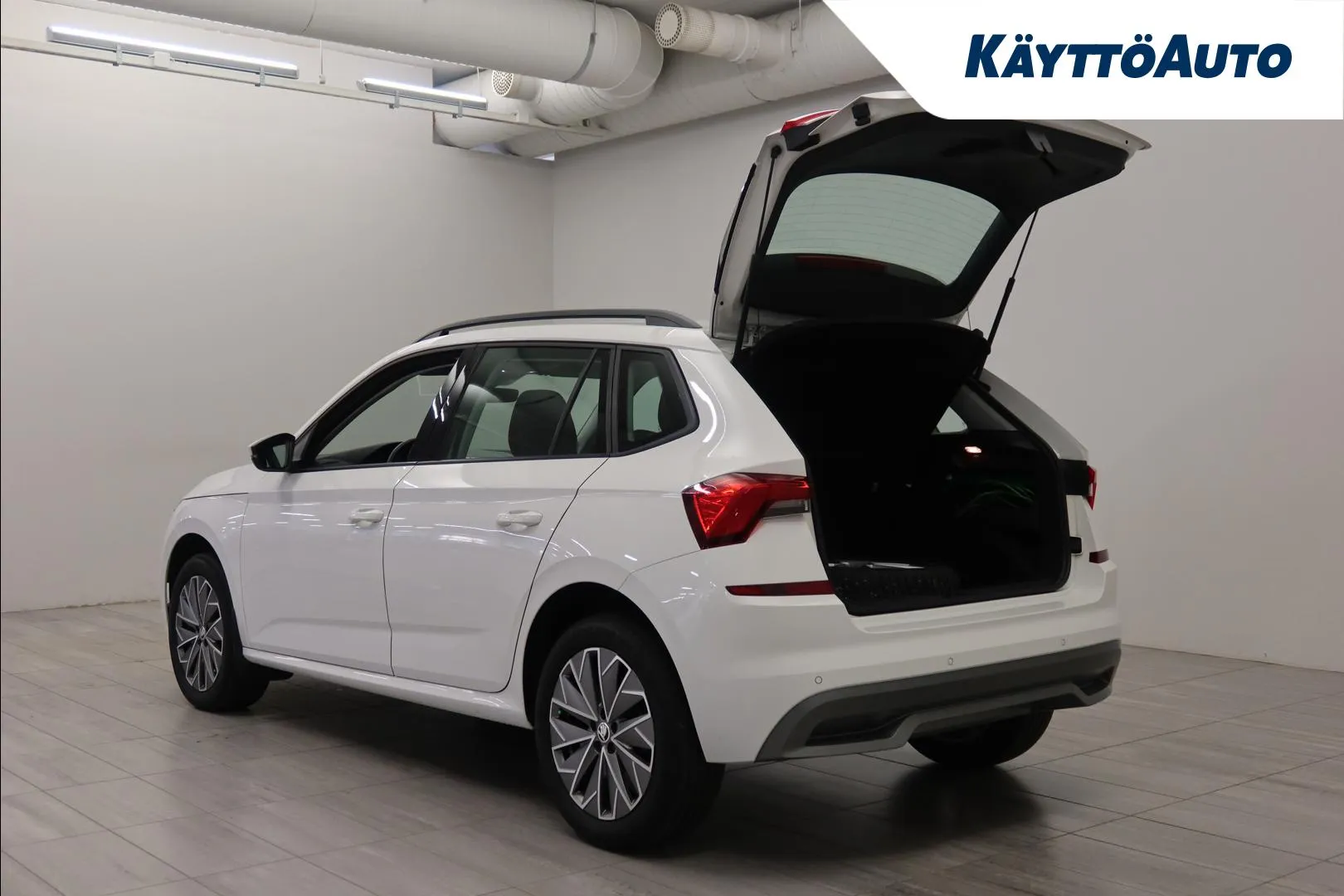 Skoda Kamiq ETN-181 carousel image