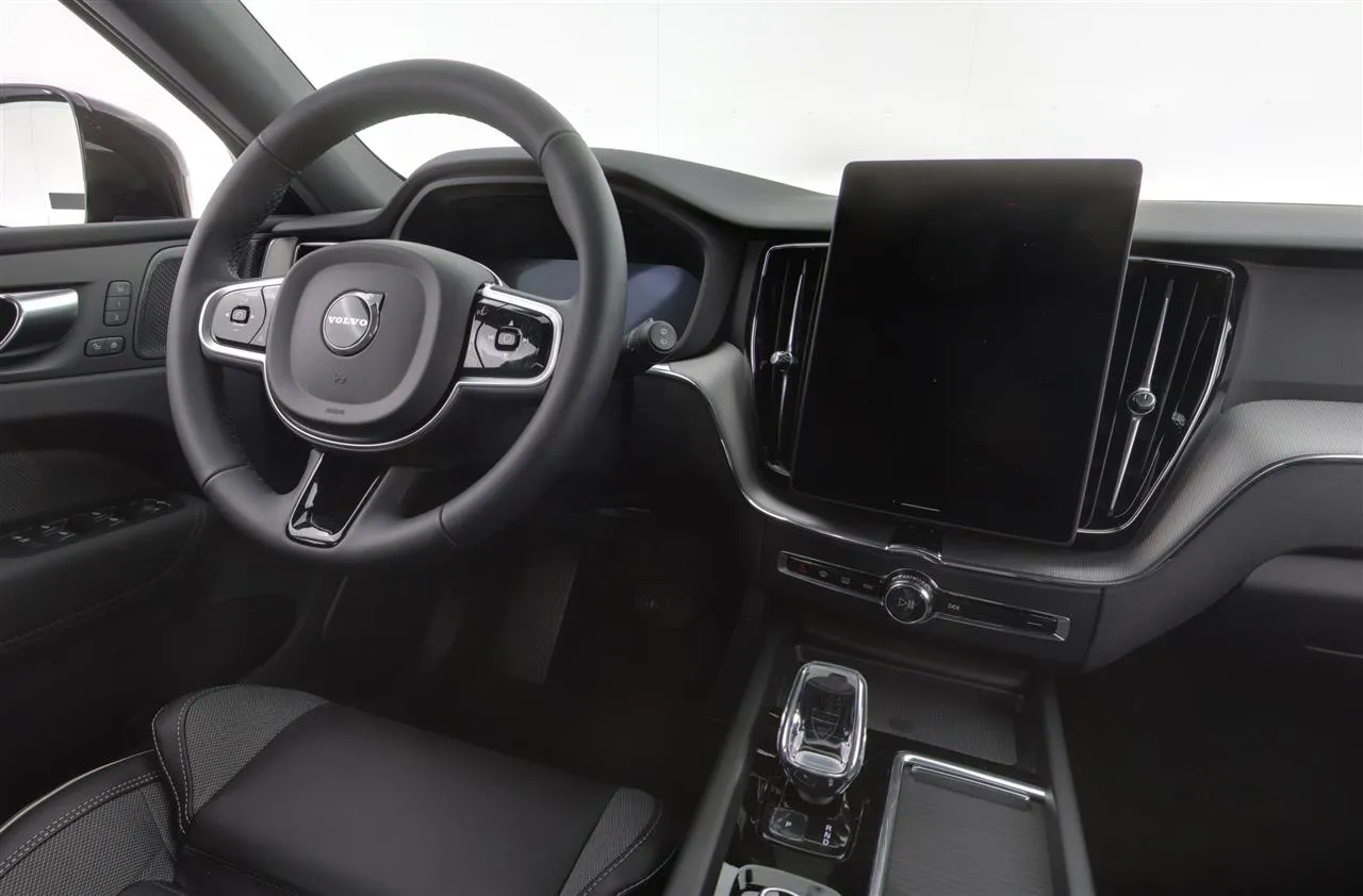 Volvo XC60 ISK-438 carousel image