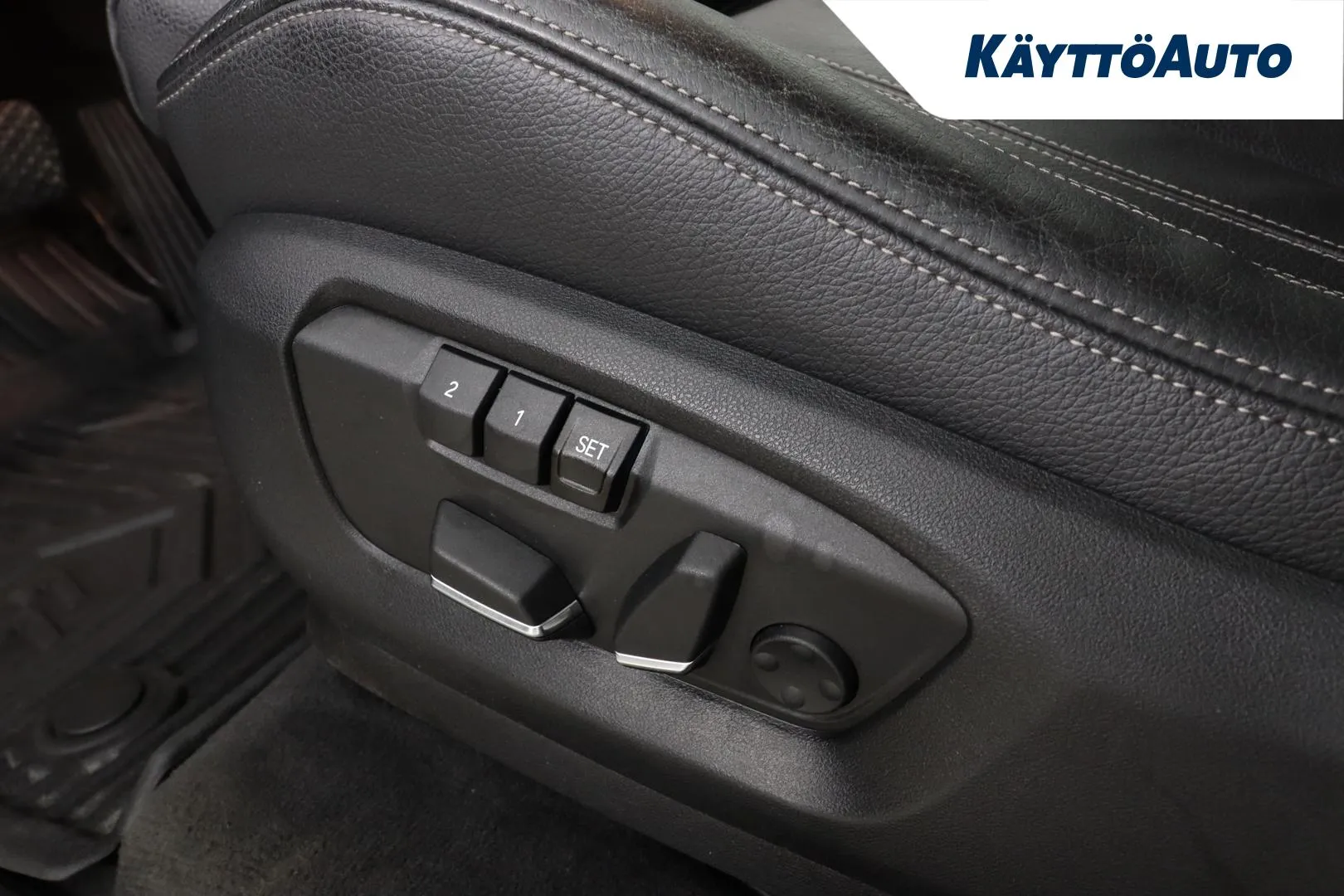 BMW X5 NLE-630 carousel image