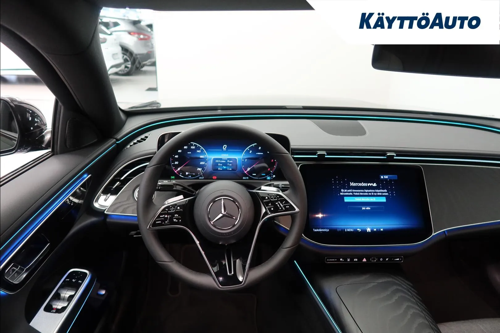 Mercedes-Benz E XVZ-455 carousel image