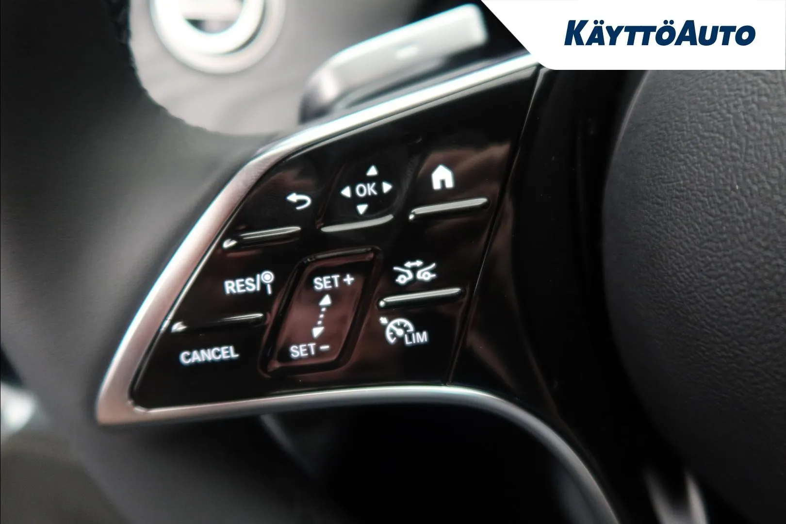 Mercedes-Benz E XVZ-455 carousel image